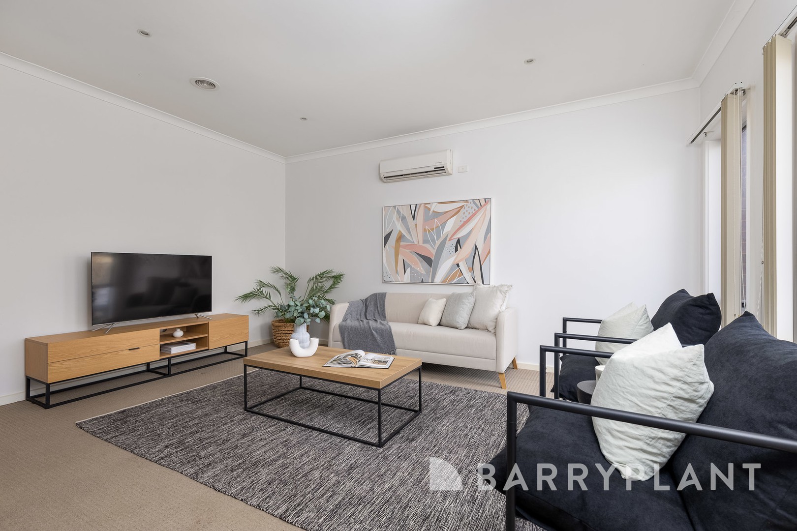 2/15 San Sebastian Drive, Point Cook, VIC 3030, Point Cook - Thumbnail 2