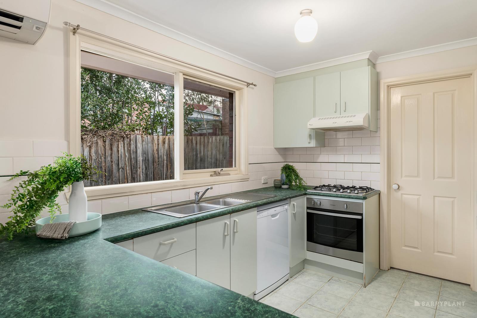 2/15 Stanley Street, Box Hill South, VIC 3128, Box Hill South - Thumbnail 5