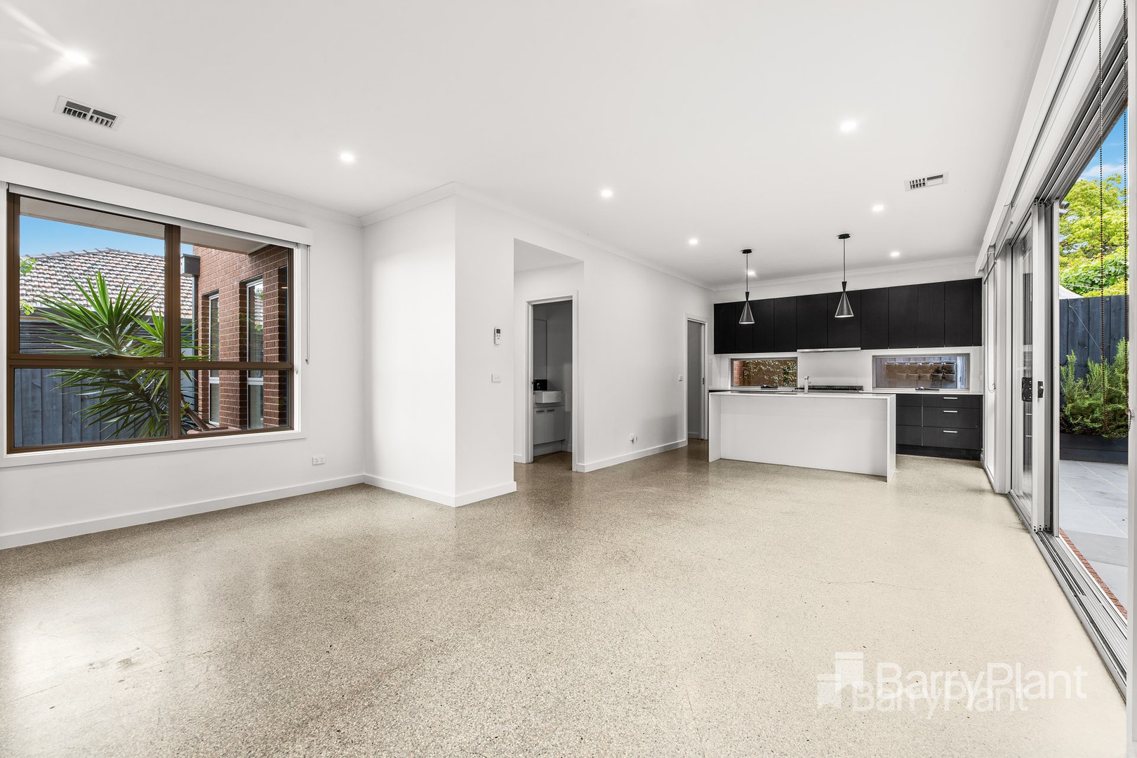 2/15 Tandara Avenue, Doncaster, VIC 3108, Doncaster - Thumbnail 3