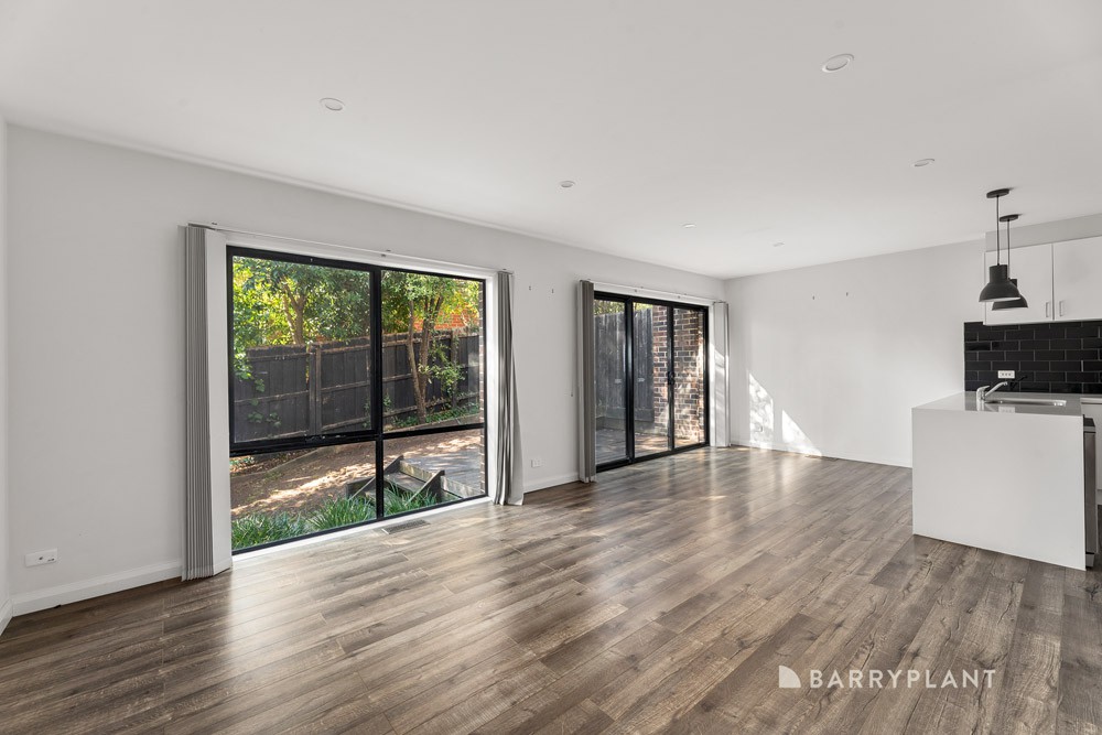 Unit 2/15 Ware Cres, Ringwood East, VIC 3135 - Thumbnail 1 - 10/04/2025