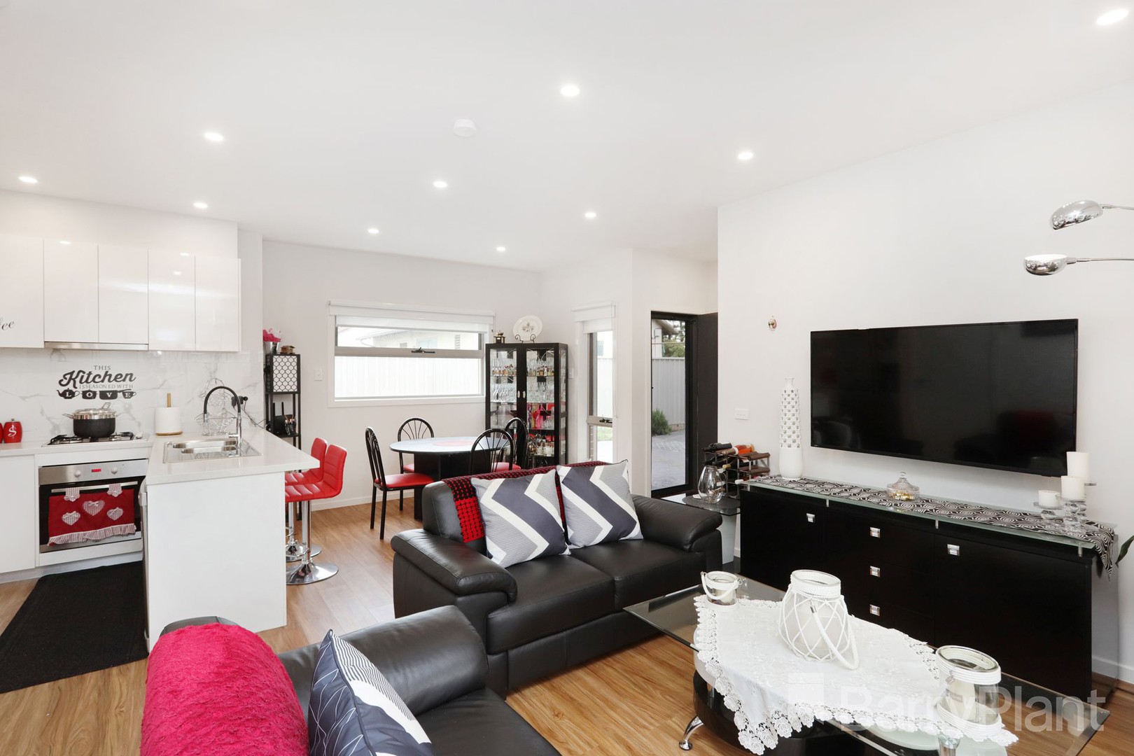 2/152 Widford StreetBroadmeadows, VIC 3047, Broadmeadows - Thumbnail 3