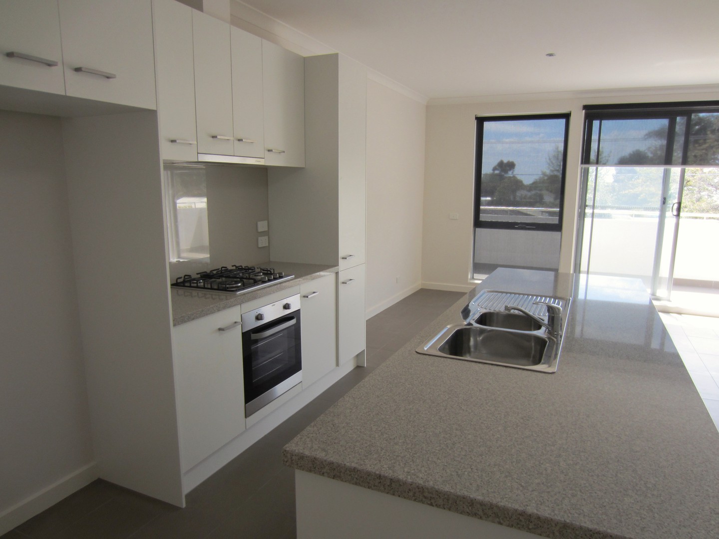 2/158 Austin Road, Seaford, VIC 3198, Seaford - Thumbnail 2