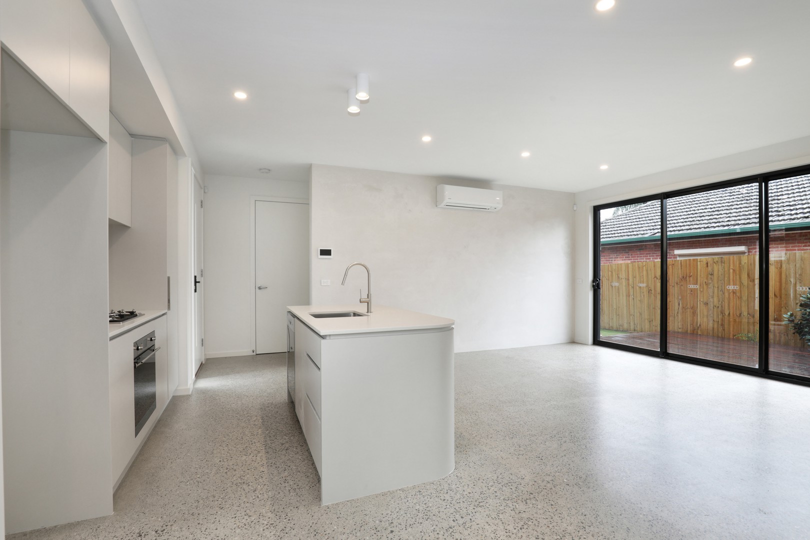 2/16 Best Street, Reservoir, VIC 3073, Reservoir - Thumbnail 2