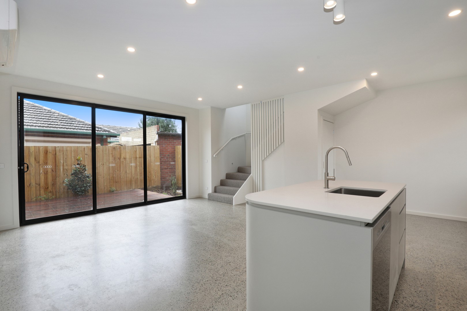 2/16 Best Street, Reservoir, VIC 3073, Reservoir - Thumbnail 4