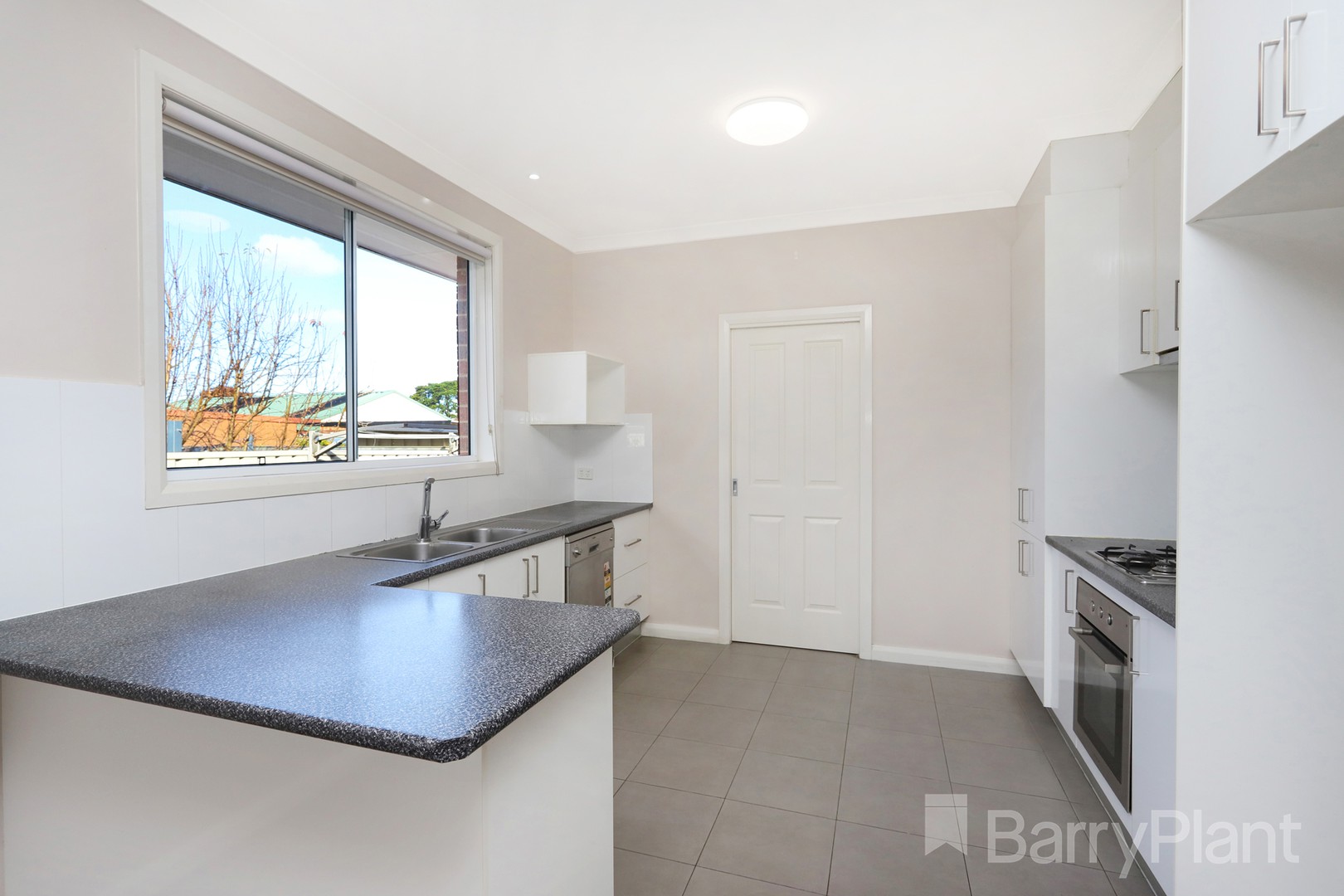 2/16 Chelsey Street, Ardeer, VIC 3022, Ardeer - Thumbnail 5