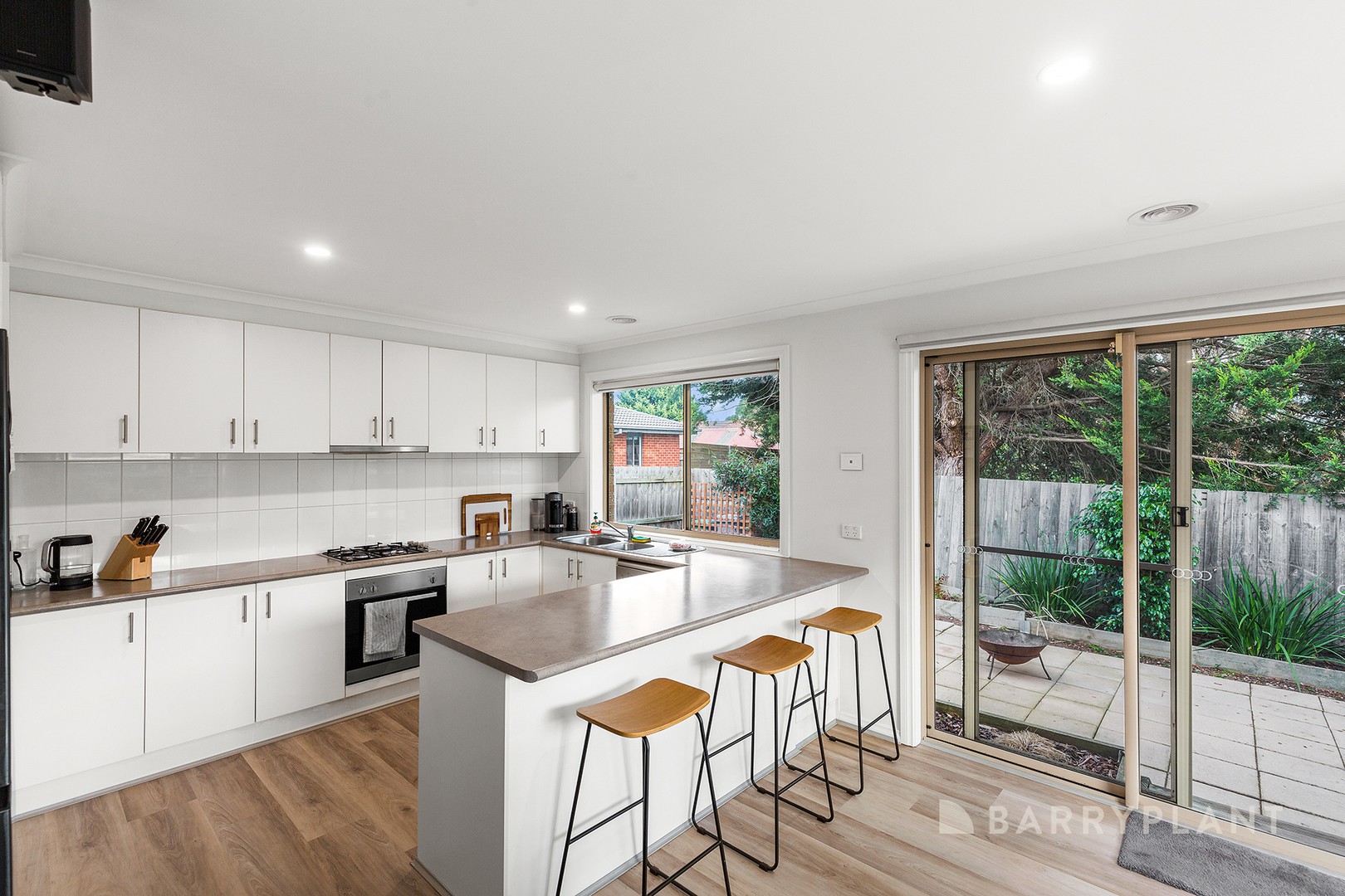 2/16 Chirnside Road, Berwick, VIC 3806, Berwick - Thumbnail 2