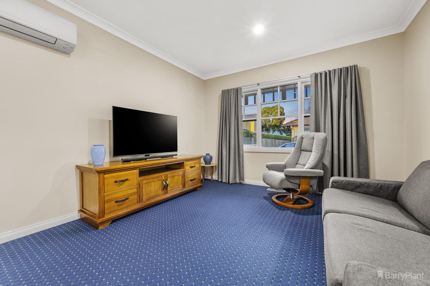 2/16 Cook Road, Mitcham, VIC 3132, Mitcham - Thumbnail 2