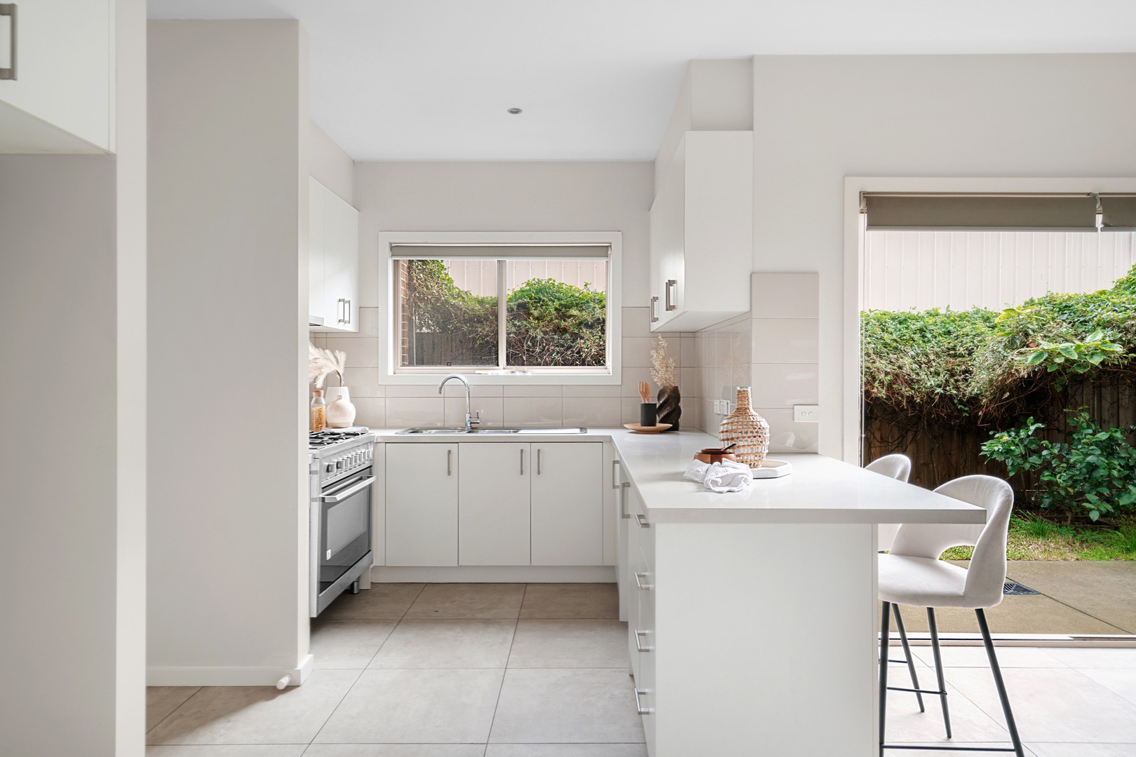 2/16 Grimwade Street, Reservoir, VIC 3073, Reservoir - Thumbnail 3