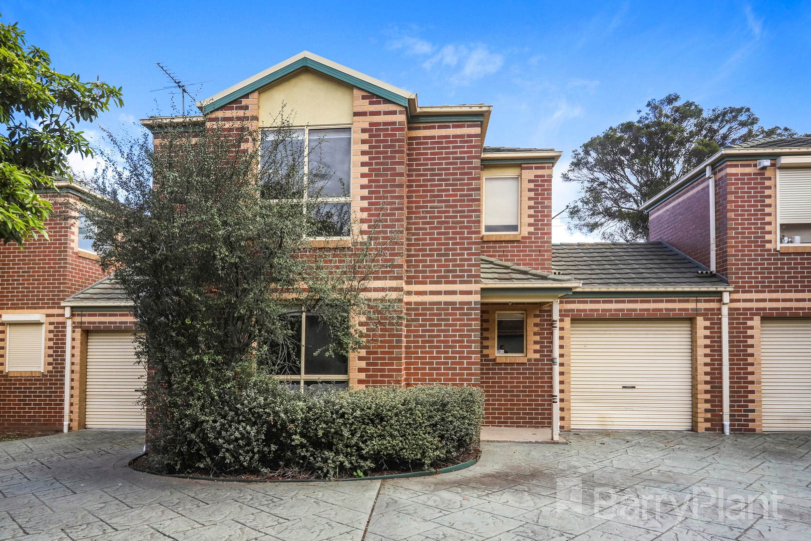 2/16 Hammond Street, Sunshine North, VIC 3020, Sunshine North - Thumbnail 2