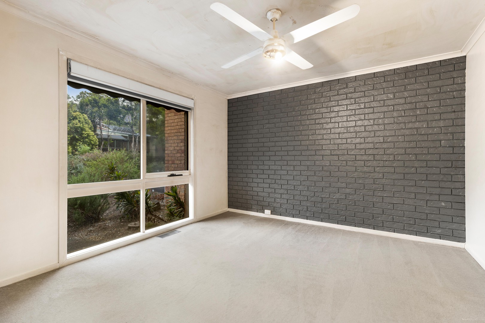 2/16 Inez Avenue, Eltham, VIC 3095 - Thumbnail 2 - 22/01/2026