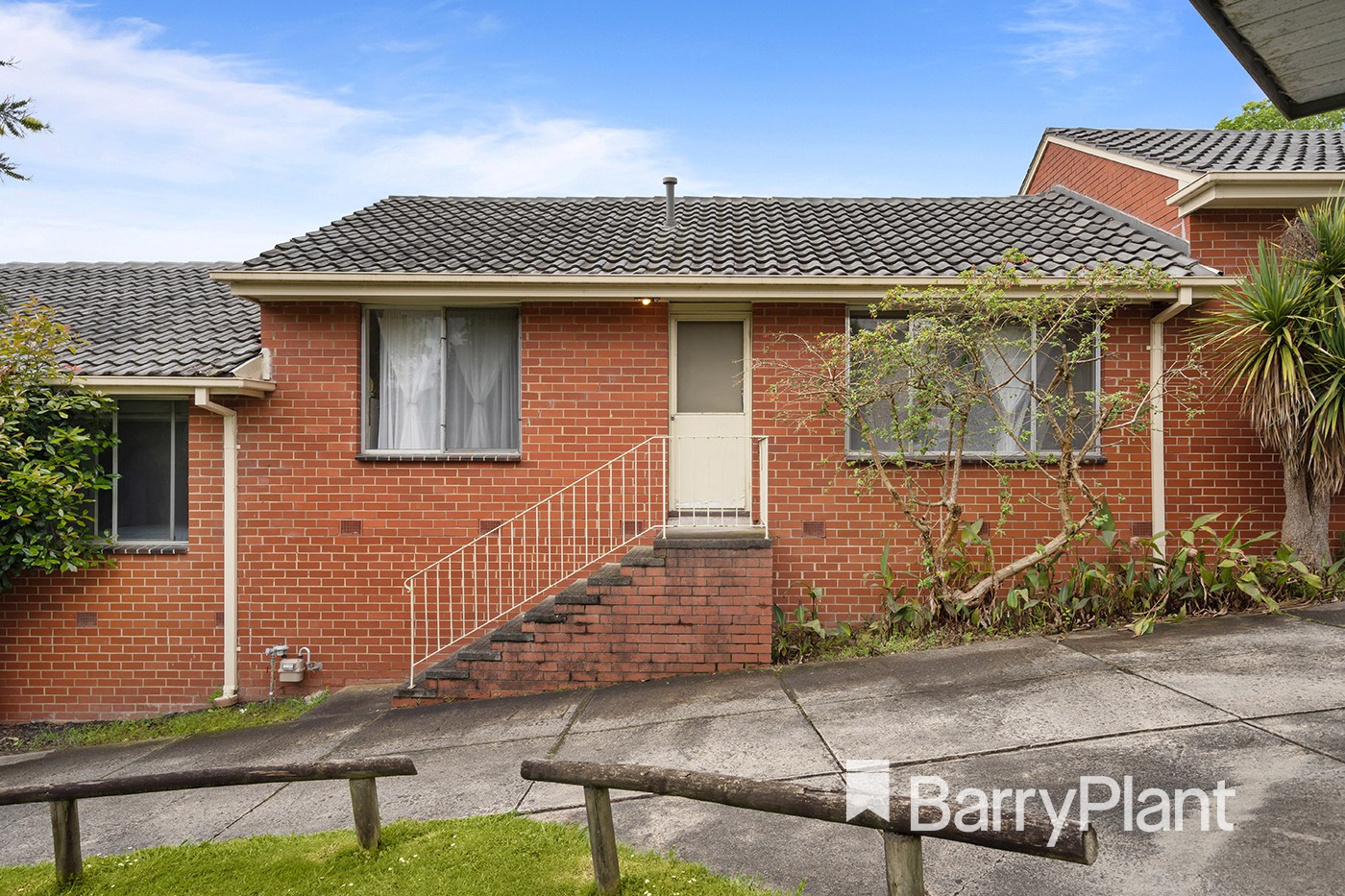 2/16 Newman Road, Mooroolbark, VIC 3138, Mooroolbark - Thumbnail 2
