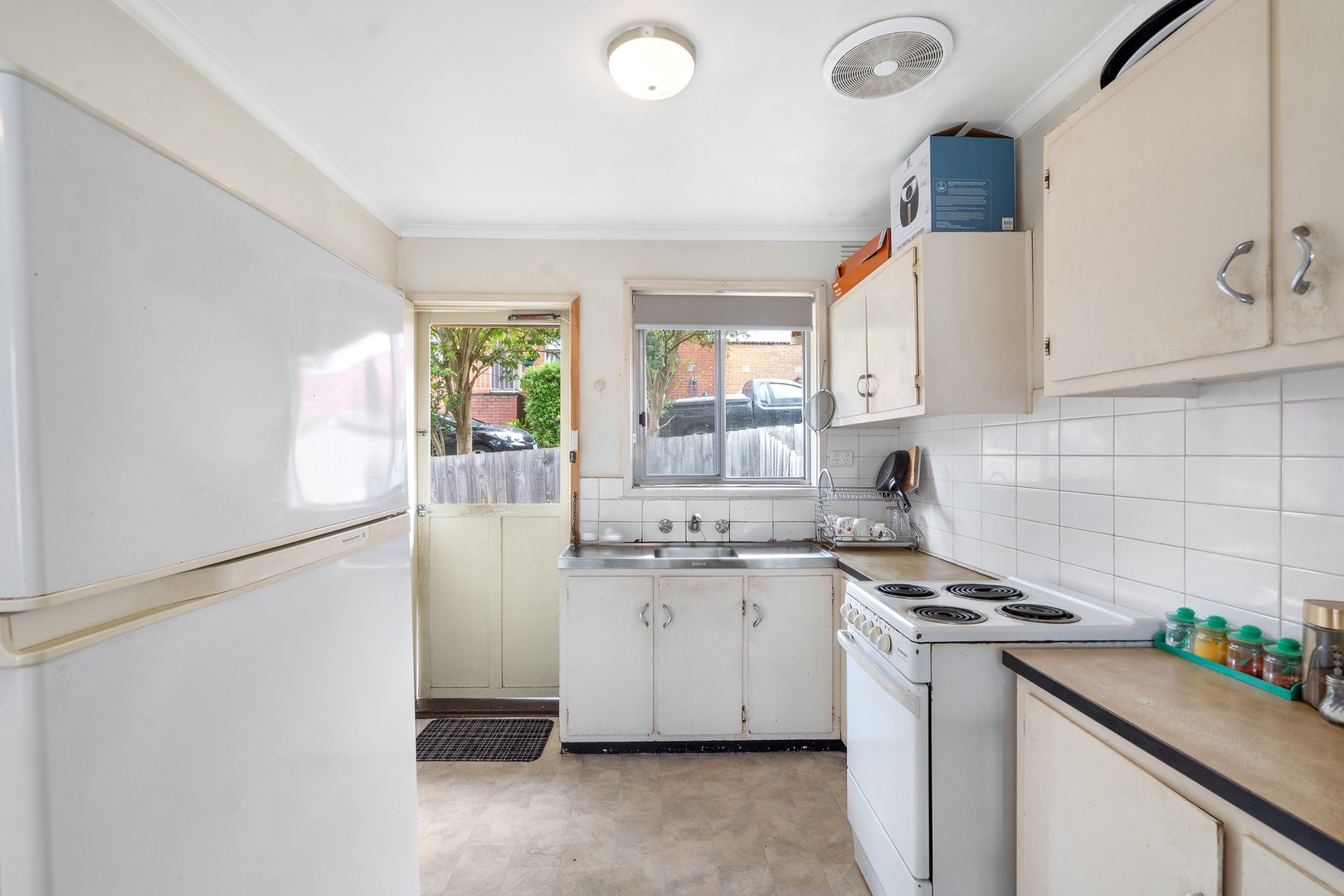2/16 Newman Road, Mooroolbark, VIC 3138, Mooroolbark - Thumbnail 3