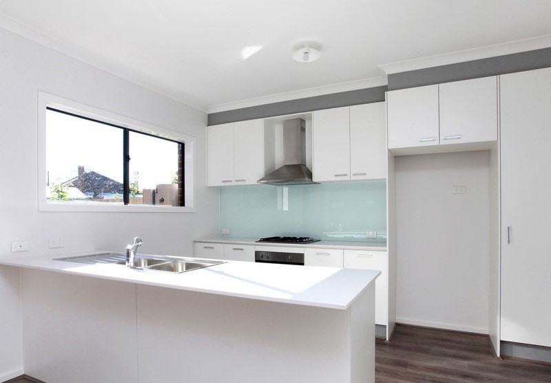 2/16 Norfolk Street, Maidstone, VIC 3012, Maidstone - Thumbnail 2