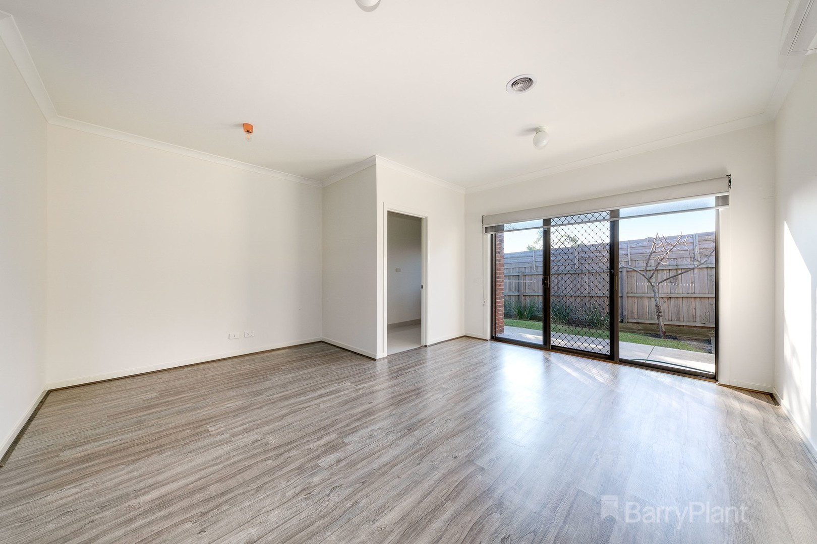 2/16 St Johns Court, Narre Warren, VIC 3805, Narre Warren - Thumbnail 2