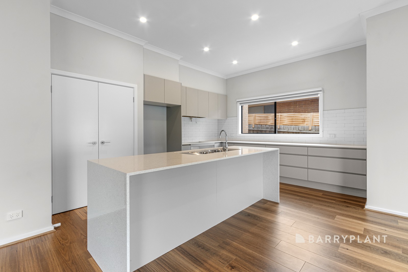 2/16 Vernal Avenue, Mitcham, VIC 3132 - Thumbnail 1 - 14/03/2025