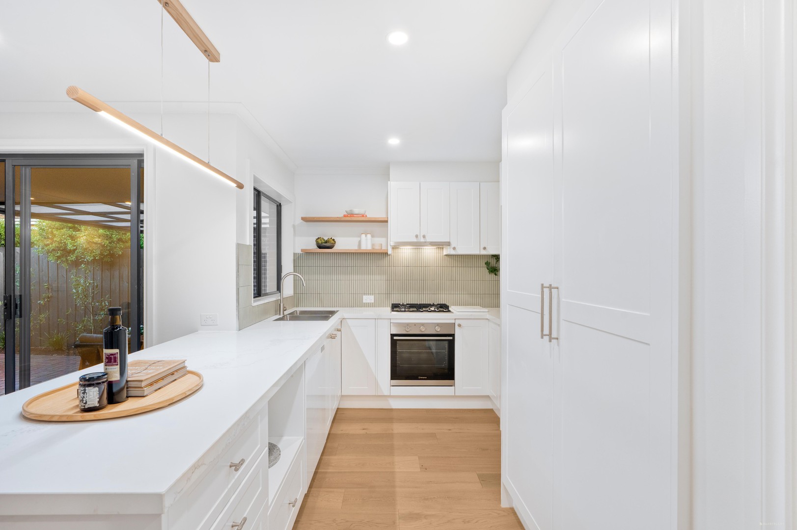 2/160 Springfield Road, Blackburn, VIC 3130, Blackburn - Thumbnail 4