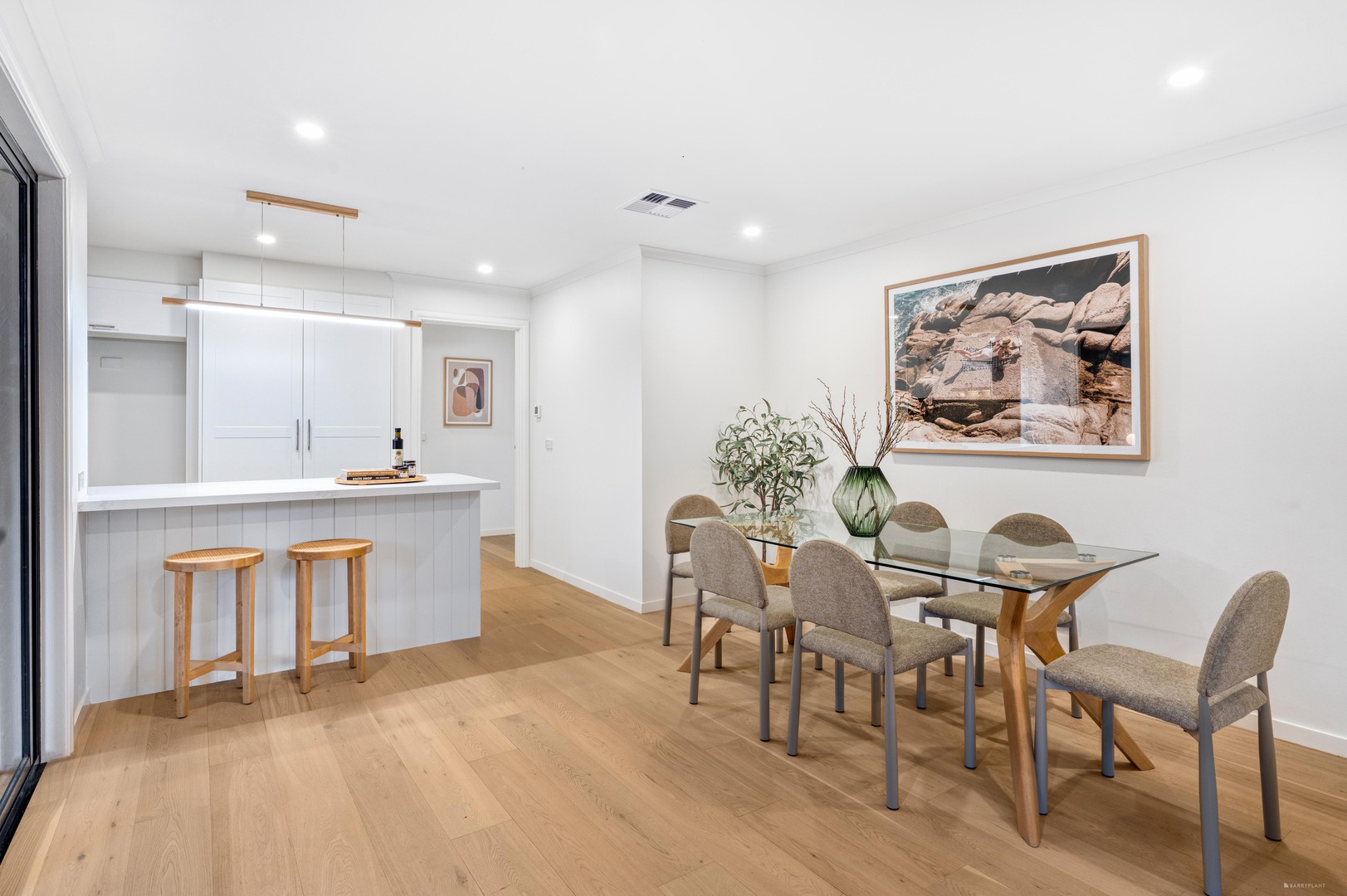 2/160 Springfield Road, Blackburn, VIC 3130, Blackburn - Thumbnail 5