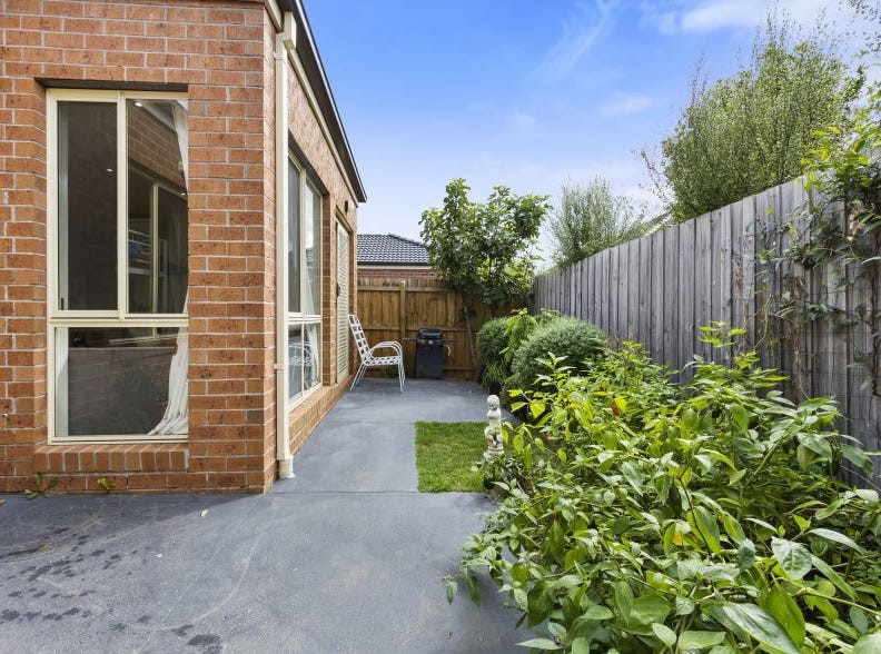 2/164 Ogilvie Street, Essendon, VIC 3040, Essendon - Thumbnail 3