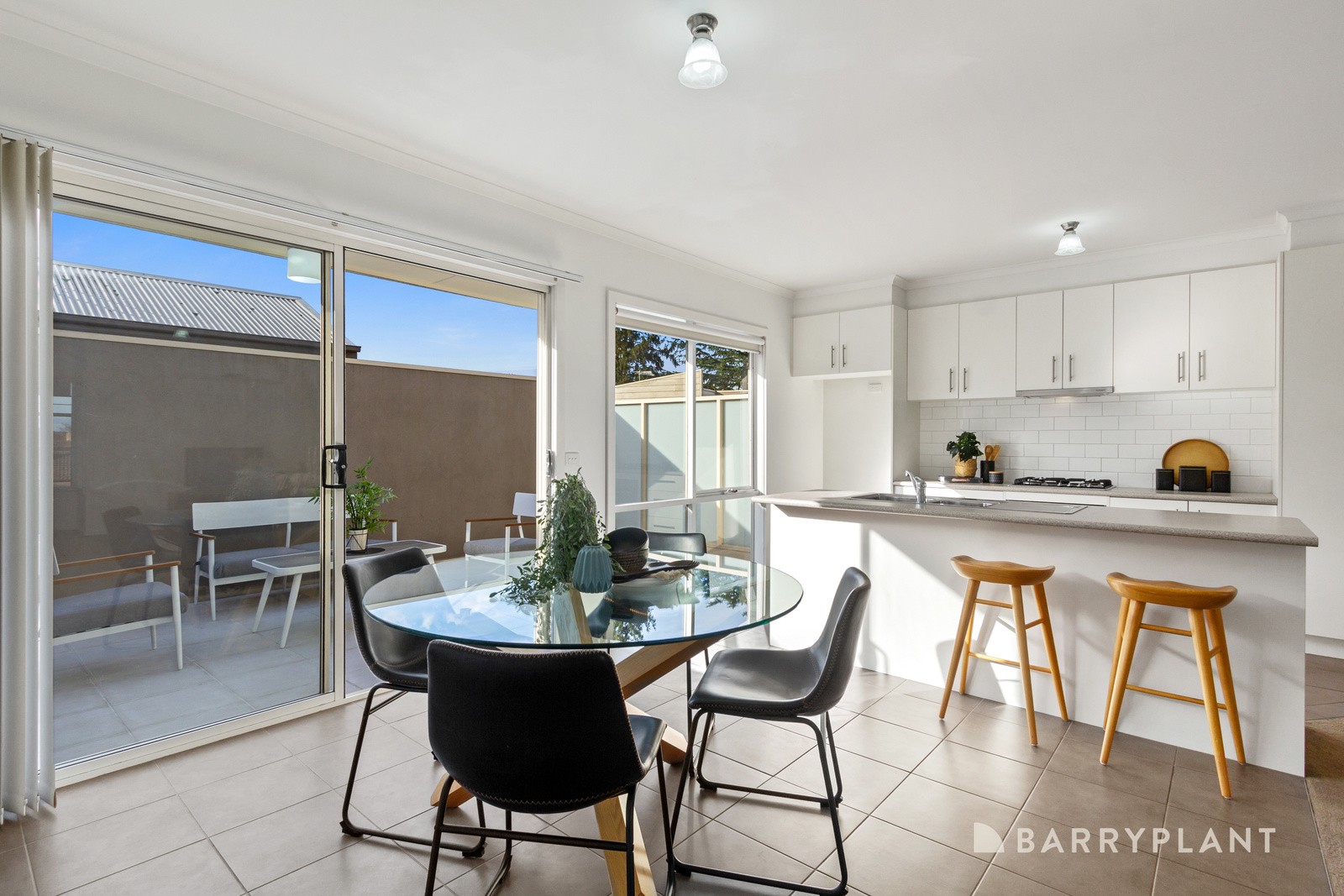 2/17-19 Myrtle Street, Bayswater, VIC 3153, Bayswater - Thumbnail 2