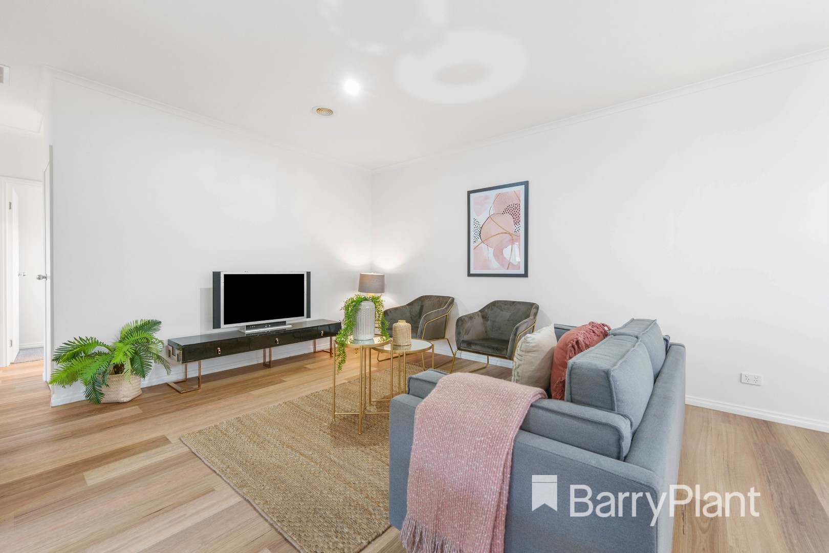 2/17 Adelaide Street, St Albans, VIC 3021, St Albans - Thumbnail 2