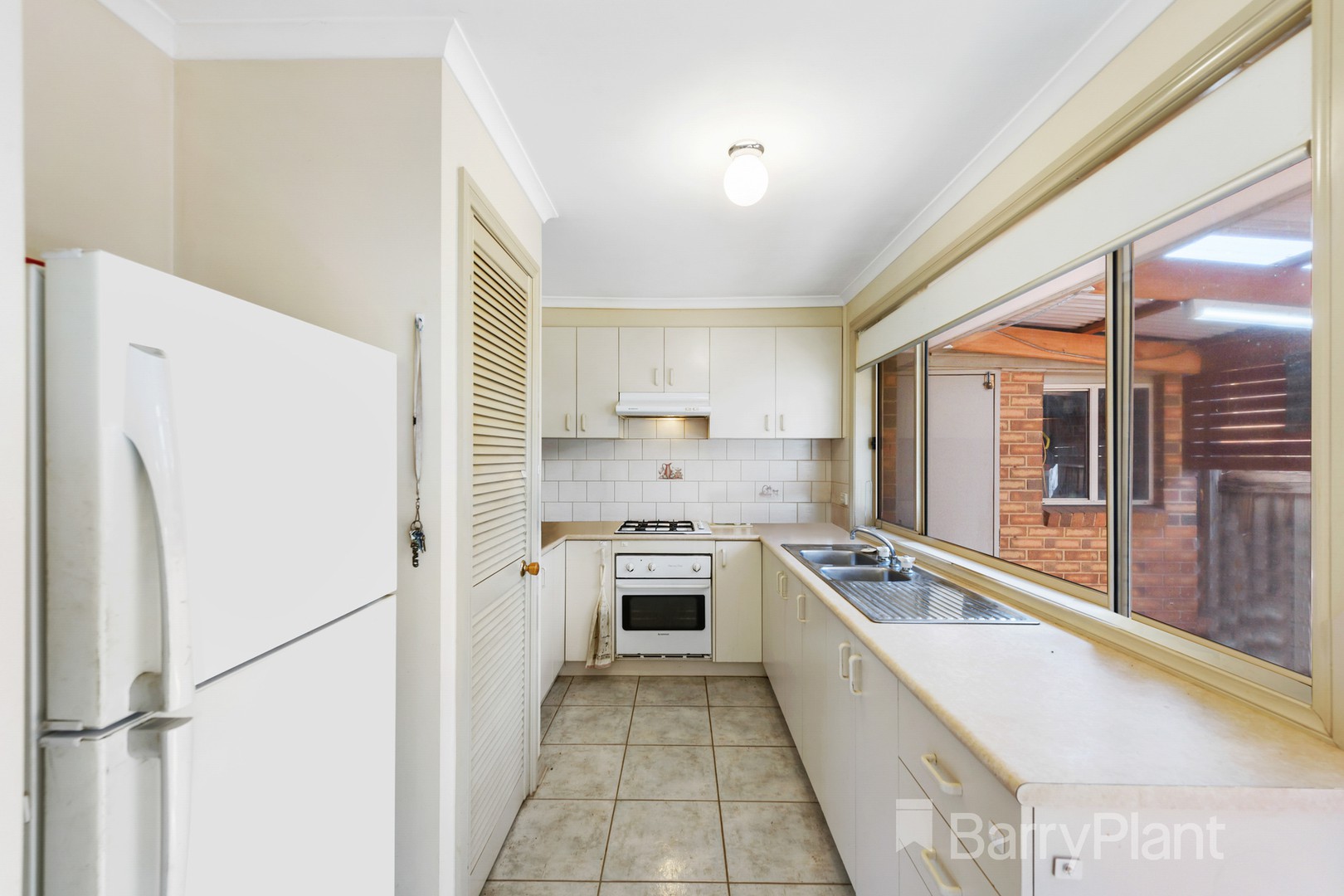 2/17 Belinda Close, Kurunjang, VIC 3337, Kurunjang - Thumbnail 2