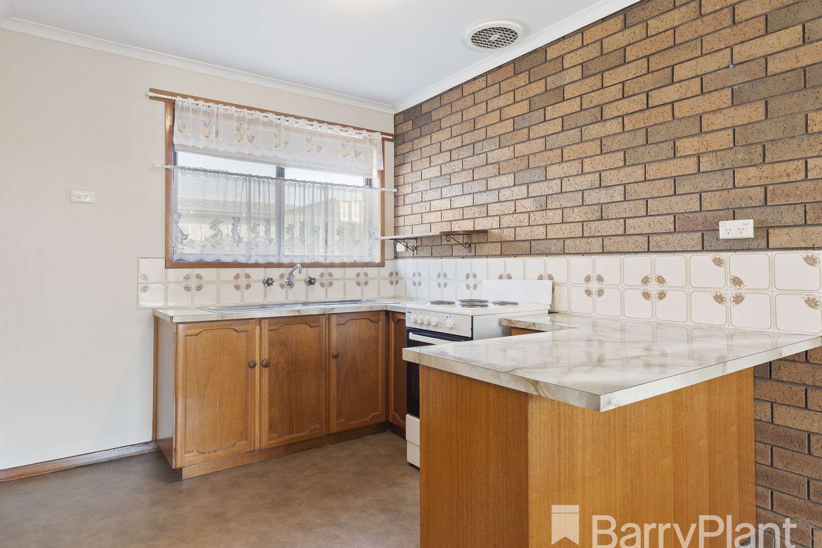 2/17 Clover Street, Wendouree, VIC 3355, Wendouree - Thumbnail 4
