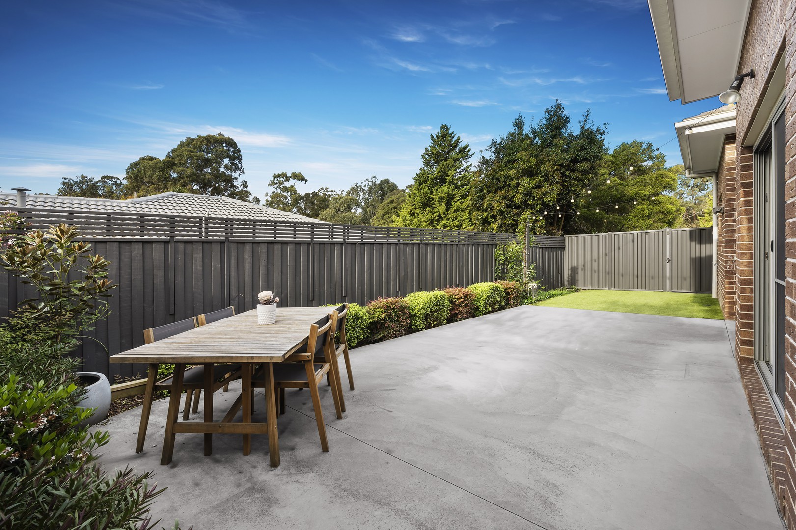 2/17 Glen Katherine Drive, St Helena, VIC 3088, St Helena - Thumbnail 2
