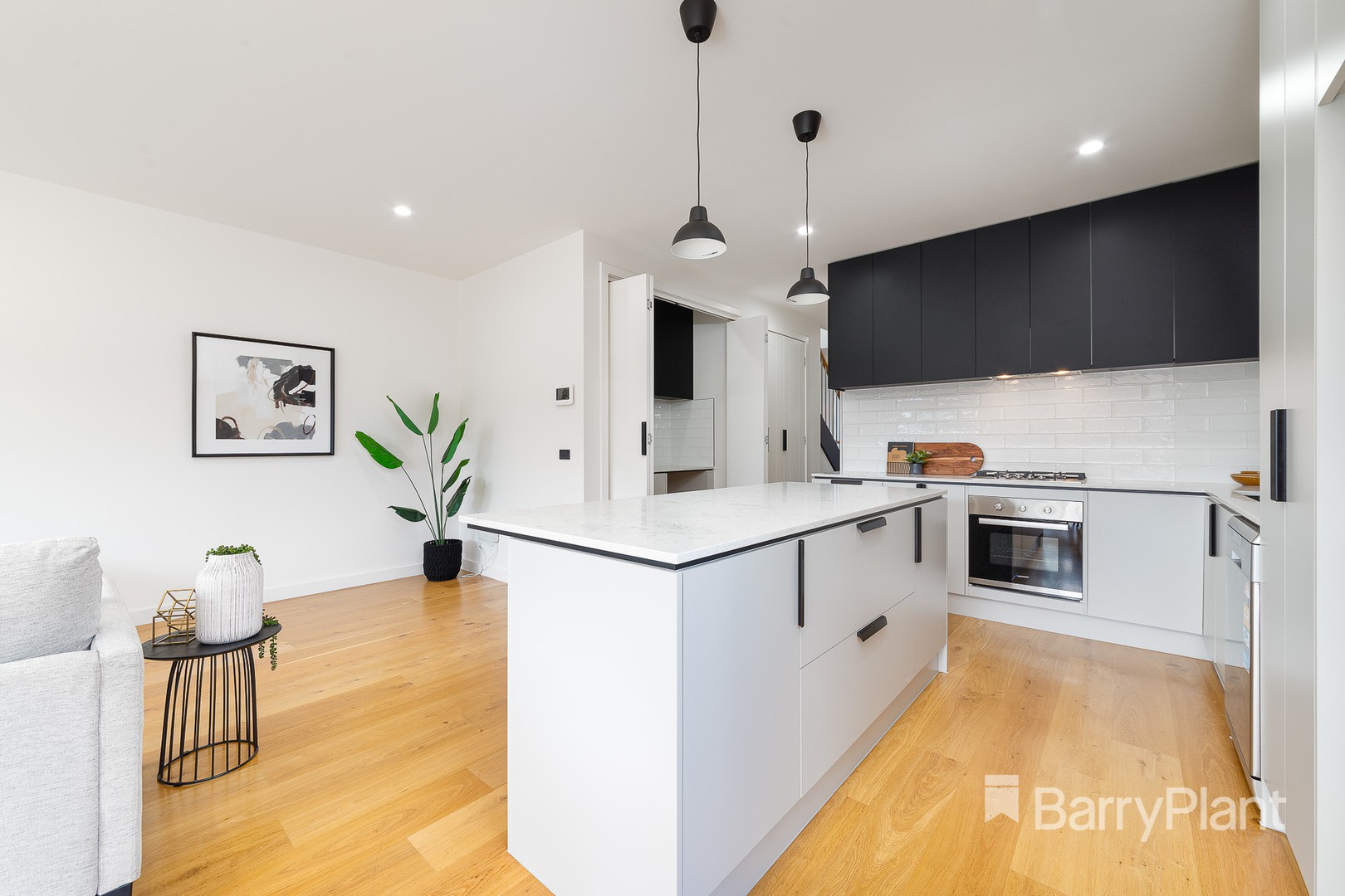 2/17 James Street, Fawkner, VIC 3060, Fawkner - Thumbnail 3