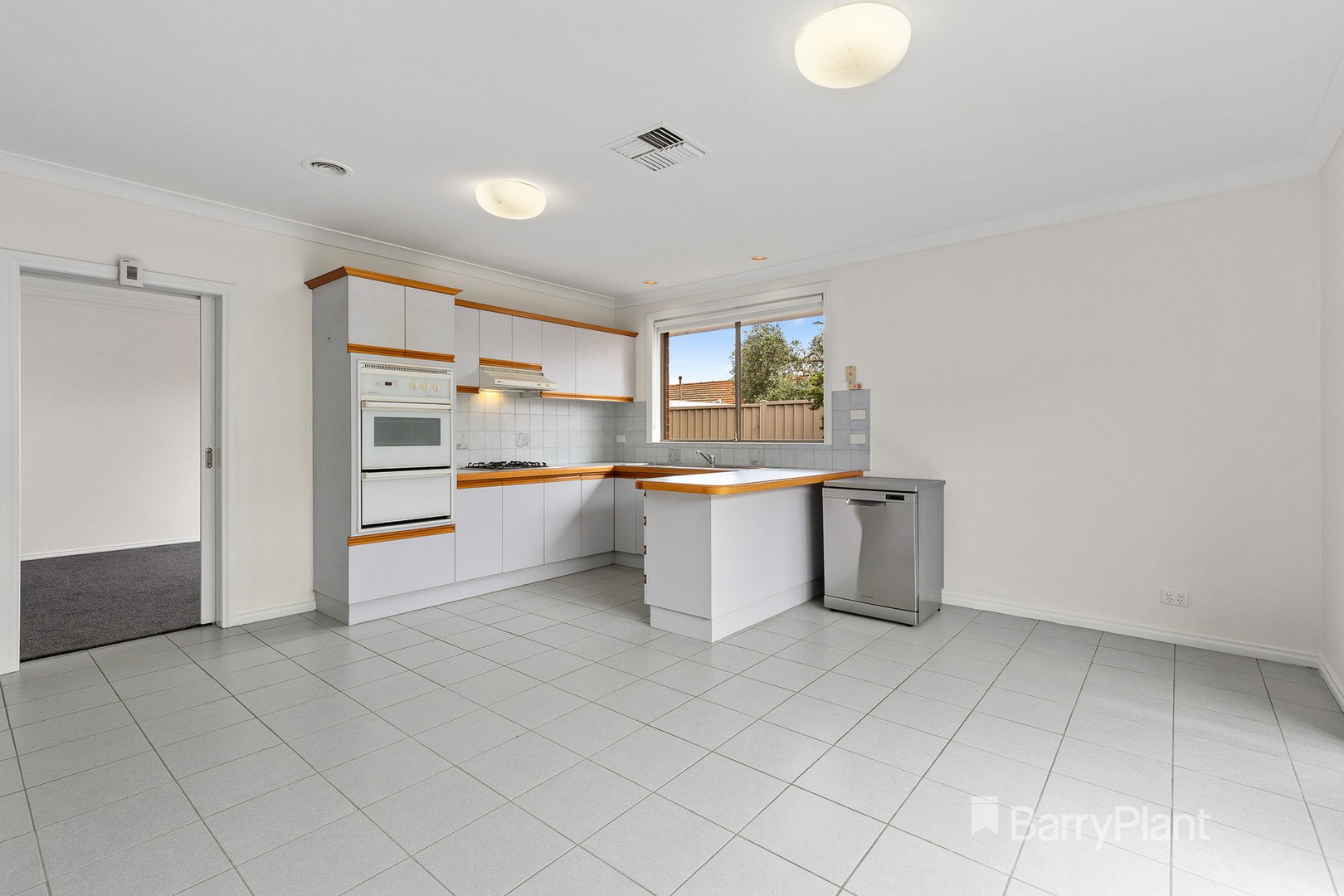 2/17 Martin StreetPreston, VIC 3072, Preston - Thumbnail 7