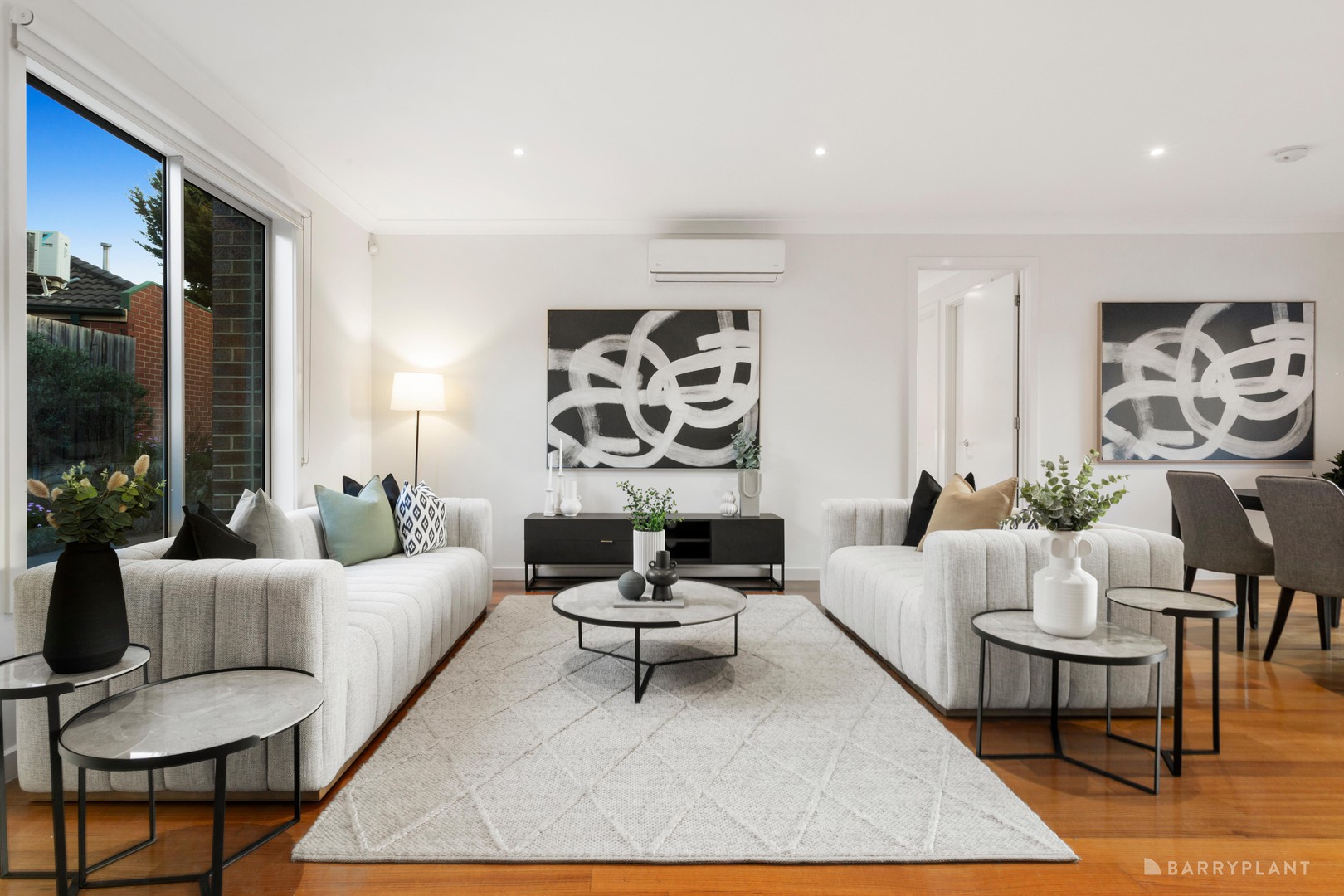 2/17 Outhwaite Avenue, Doncaster, VIC 3108 - Thumbnail 2 - 17/09/2025