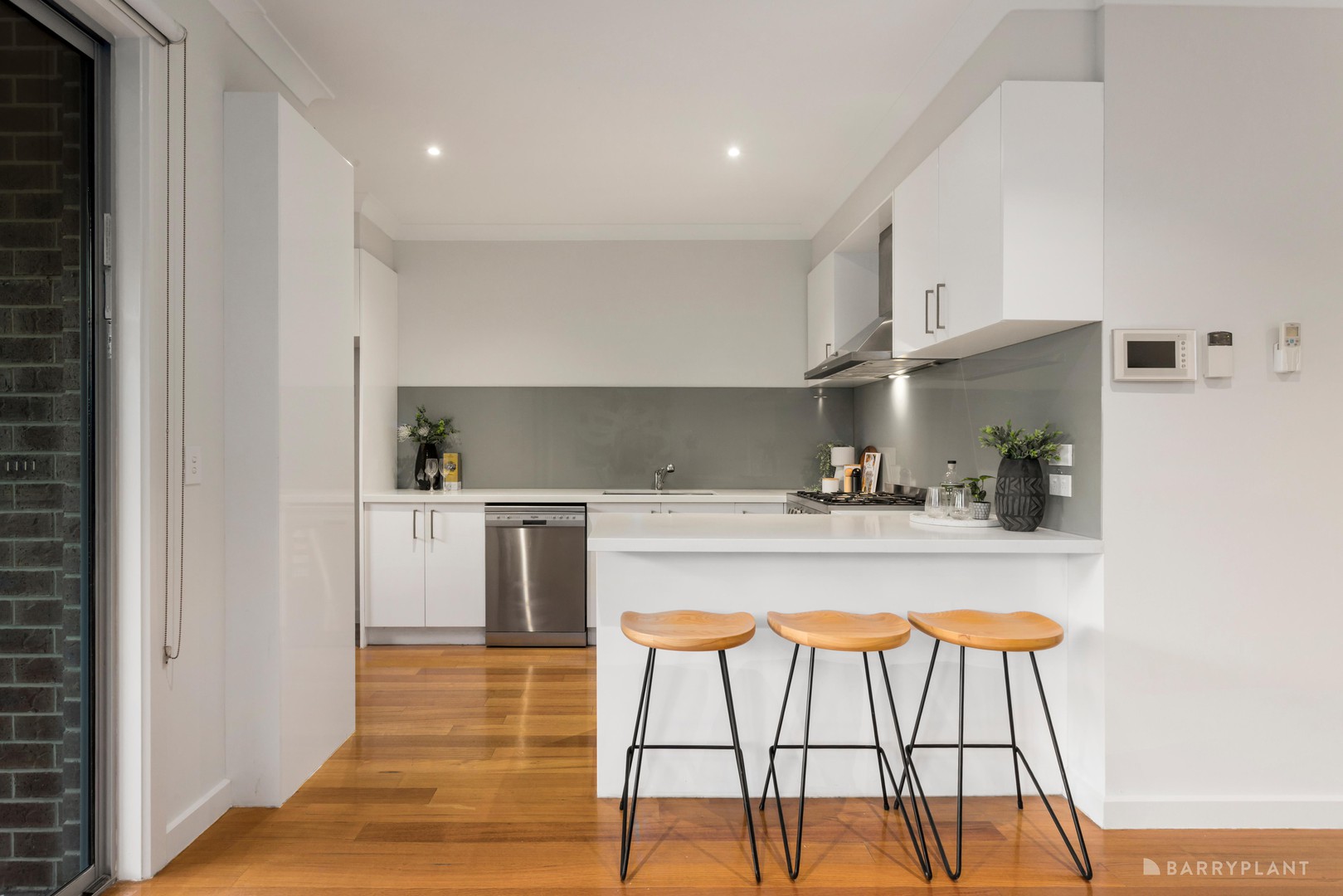 2/17 Outhwaite Avenue, Doncaster, VIC 3108, Doncaster - Thumbnail 3