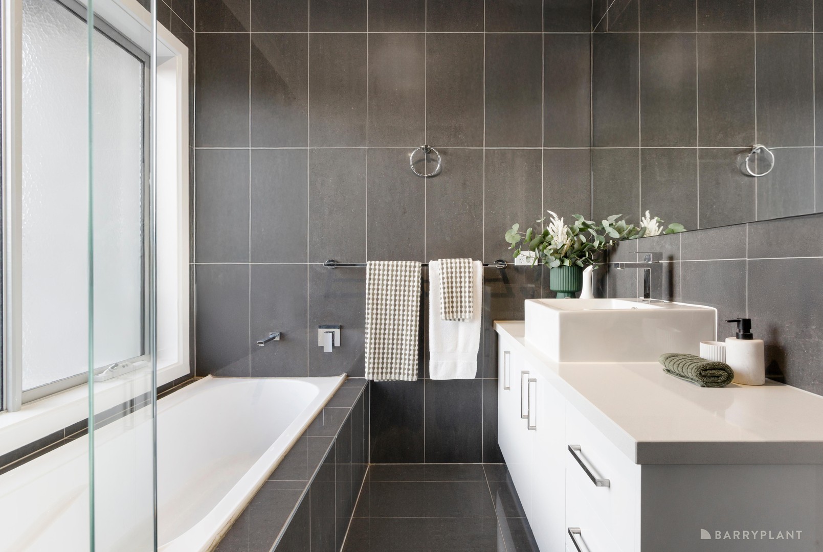 2/17 Outhwaite Avenue, Doncaster, VIC 3108, Doncaster - Thumbnail 8