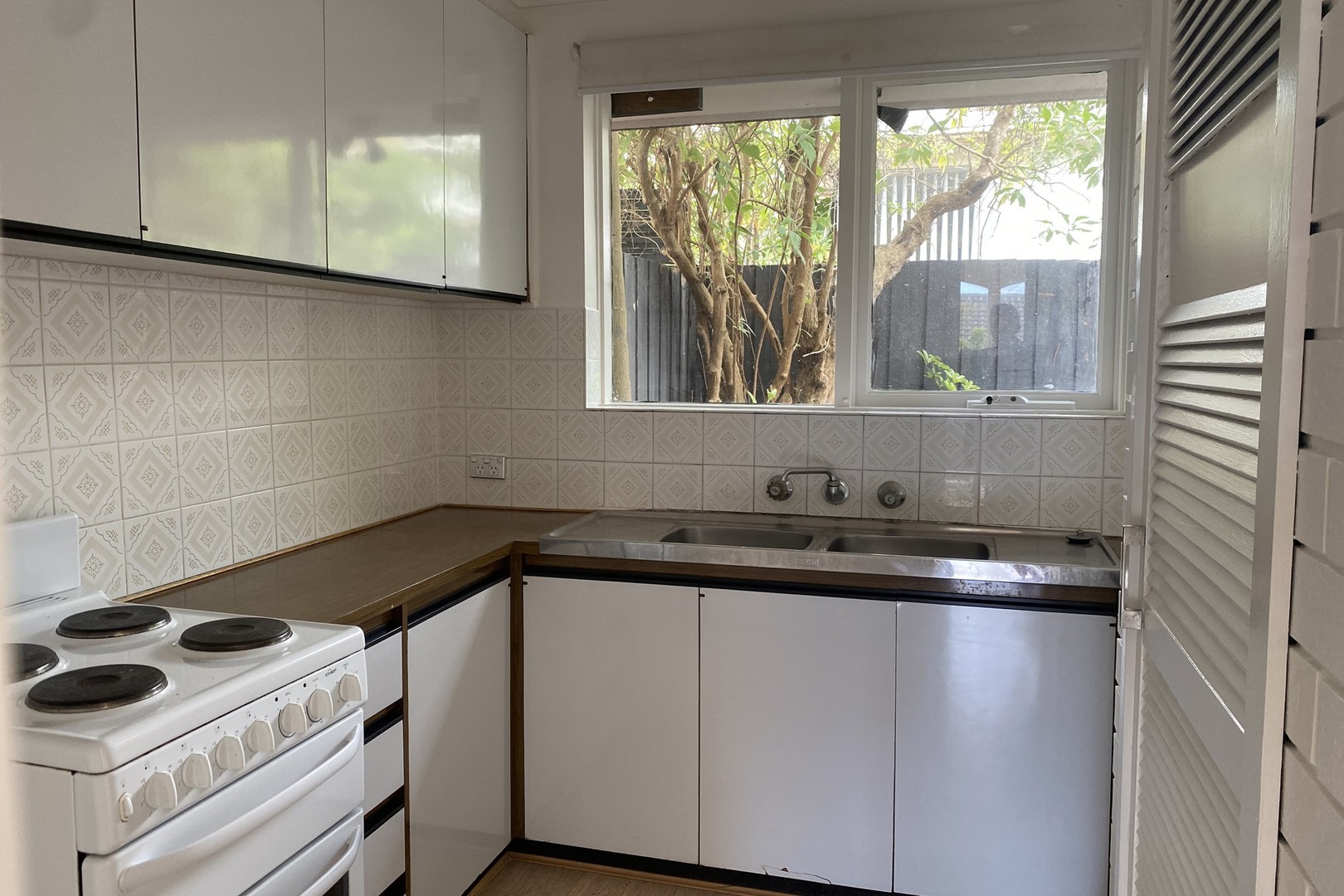 2/17 Williams Street, Frankston, VIC 3199, Frankston - Thumbnail 4