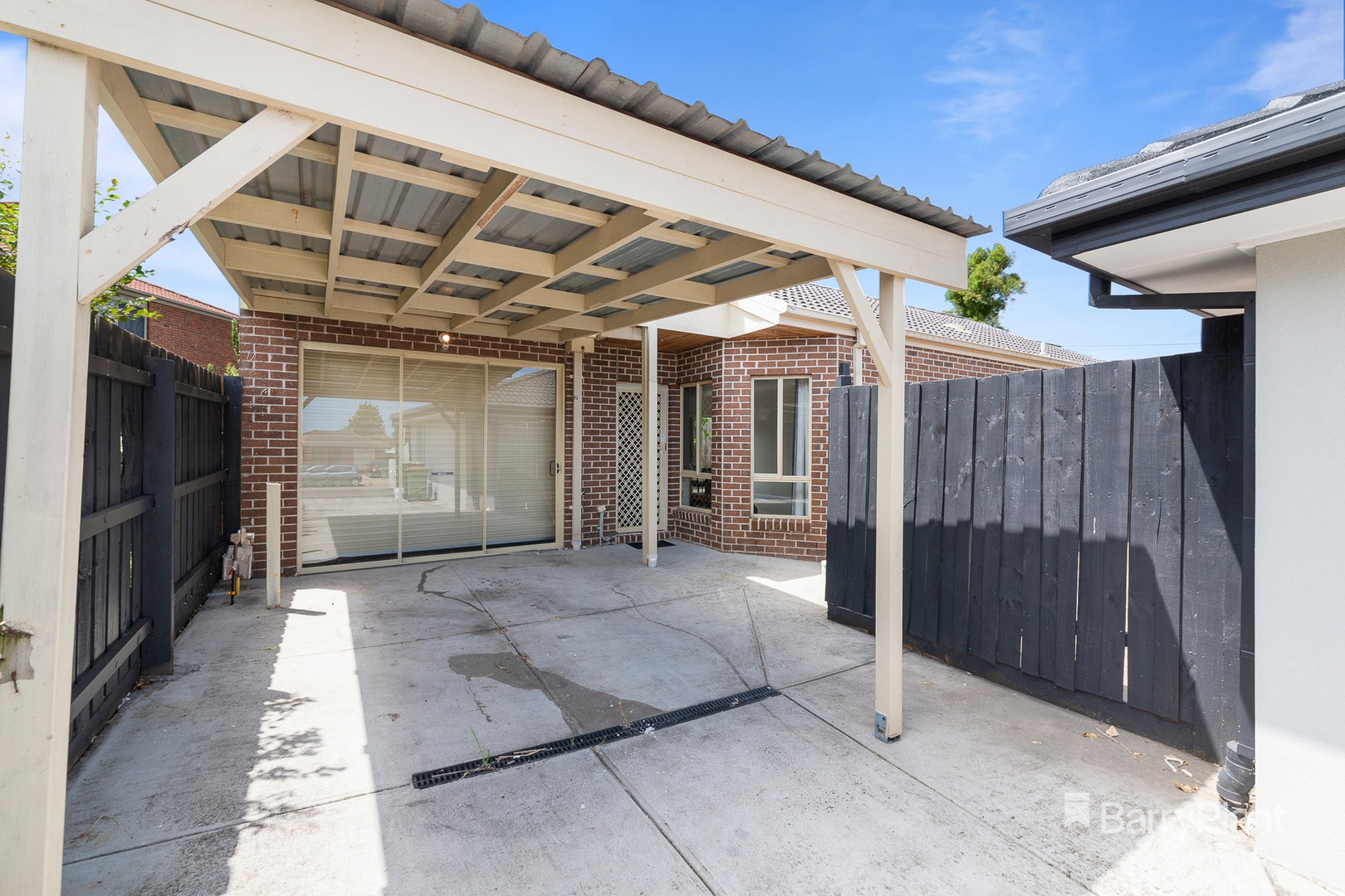 2/17 Woods Close, Meadow Heights, VIC 3048, Meadow Heights - Thumbnail 2