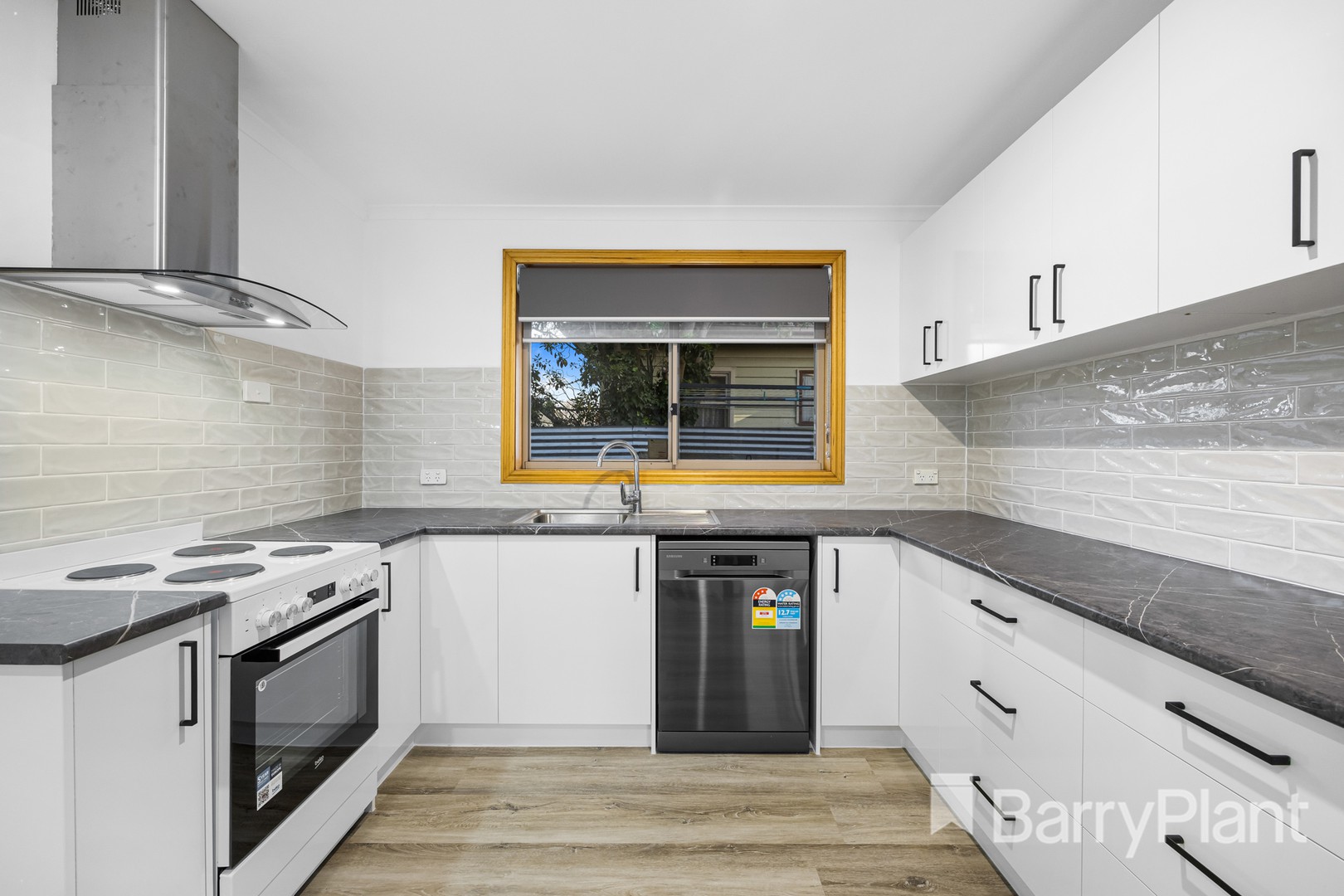 2/17 Yarrowee Street, Sebastopol, VIC 3356, Sebastopol - Thumbnail 4