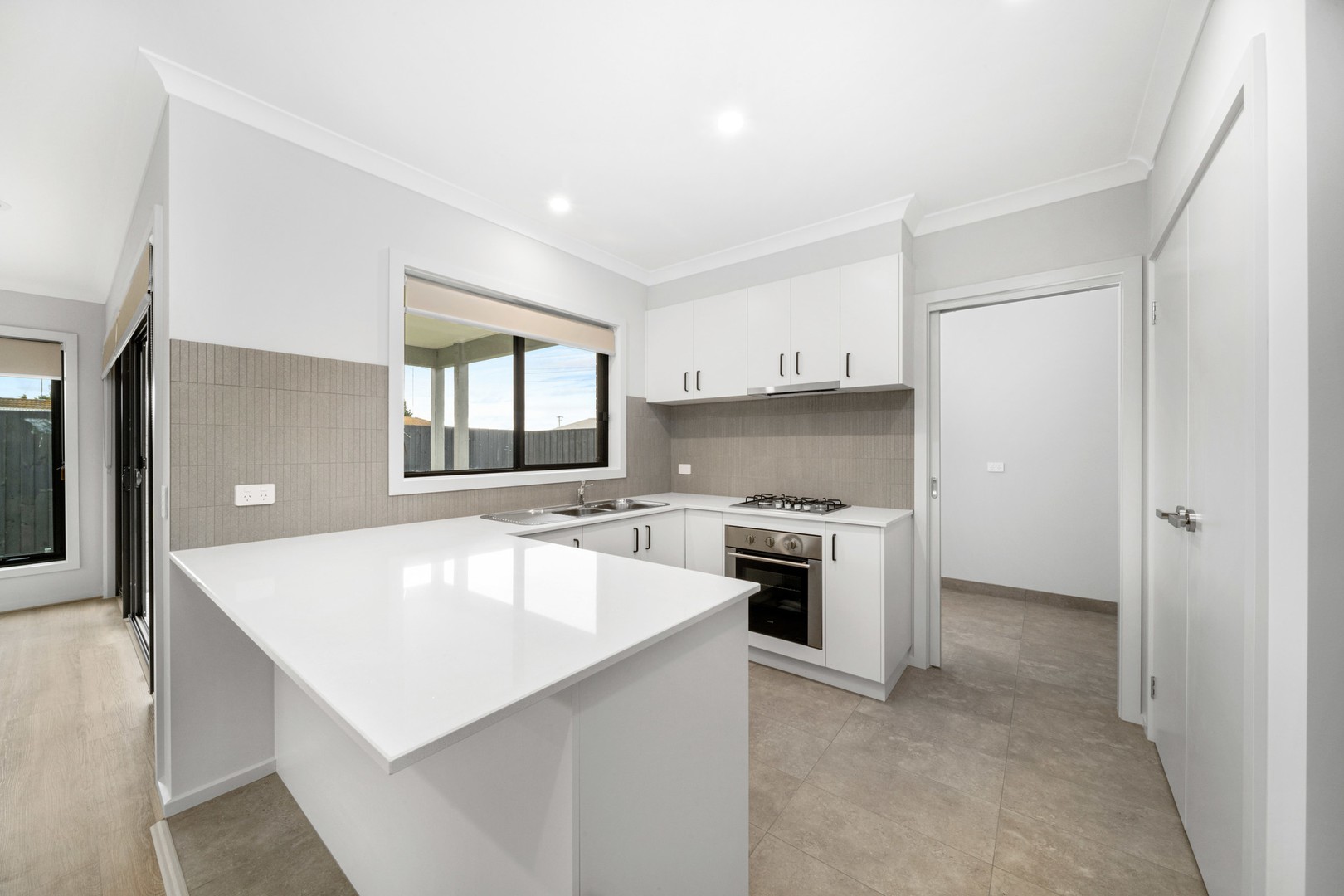 2/172 Matthews Road, Corio, VIC 3214, Corio - Thumbnail 3