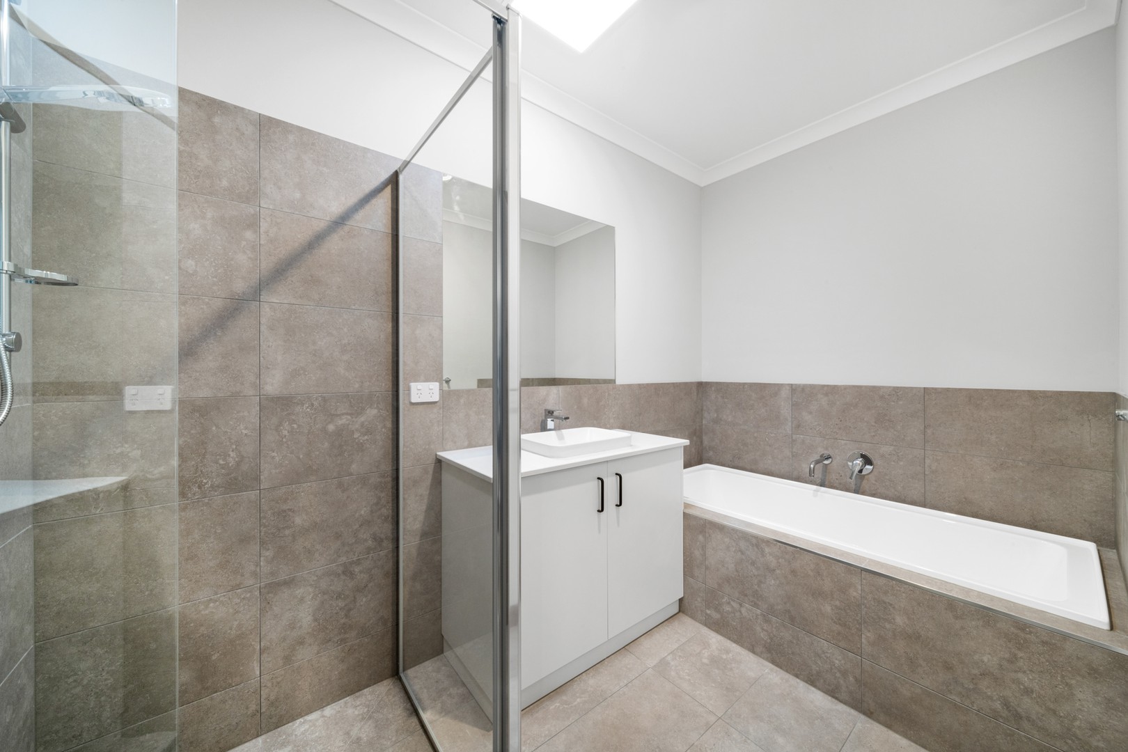 2/172 Matthews Road, Corio, VIC 3214, Corio - Thumbnail 7