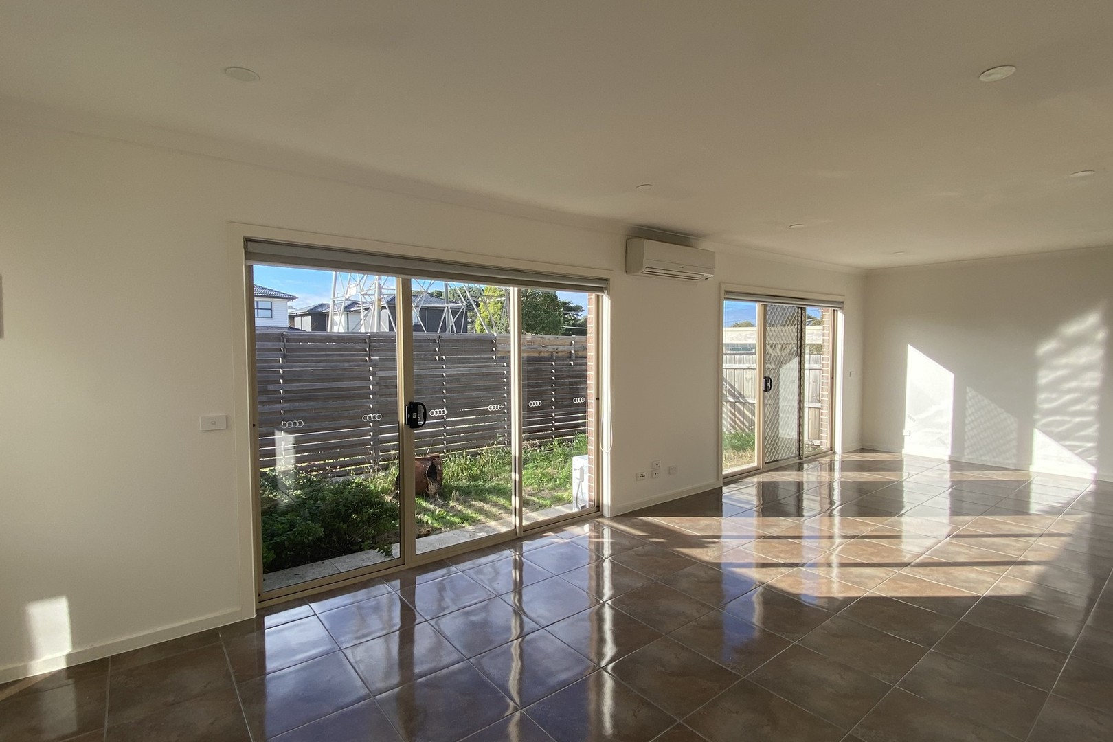 2/174 Leamington Street, Reservoir, VIC 3073, Reservoir - Thumbnail 2