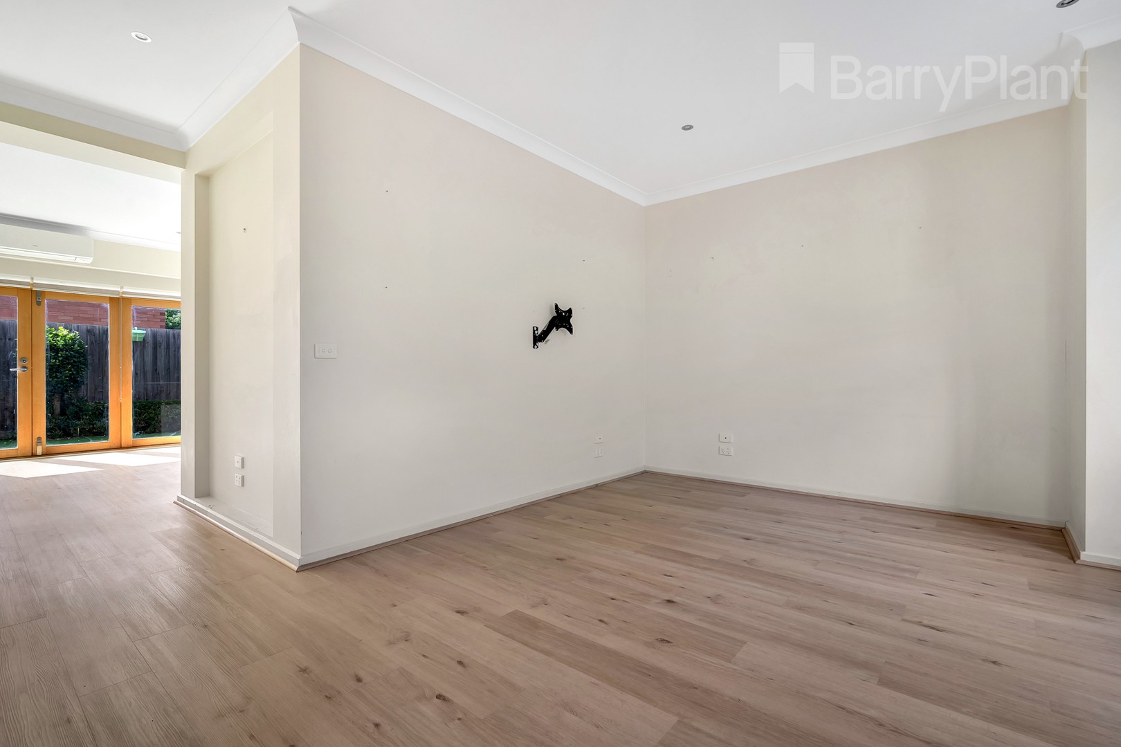 2/18 Darebin Boulevard, Reservoir, VIC 3073, Reservoir - Thumbnail 3