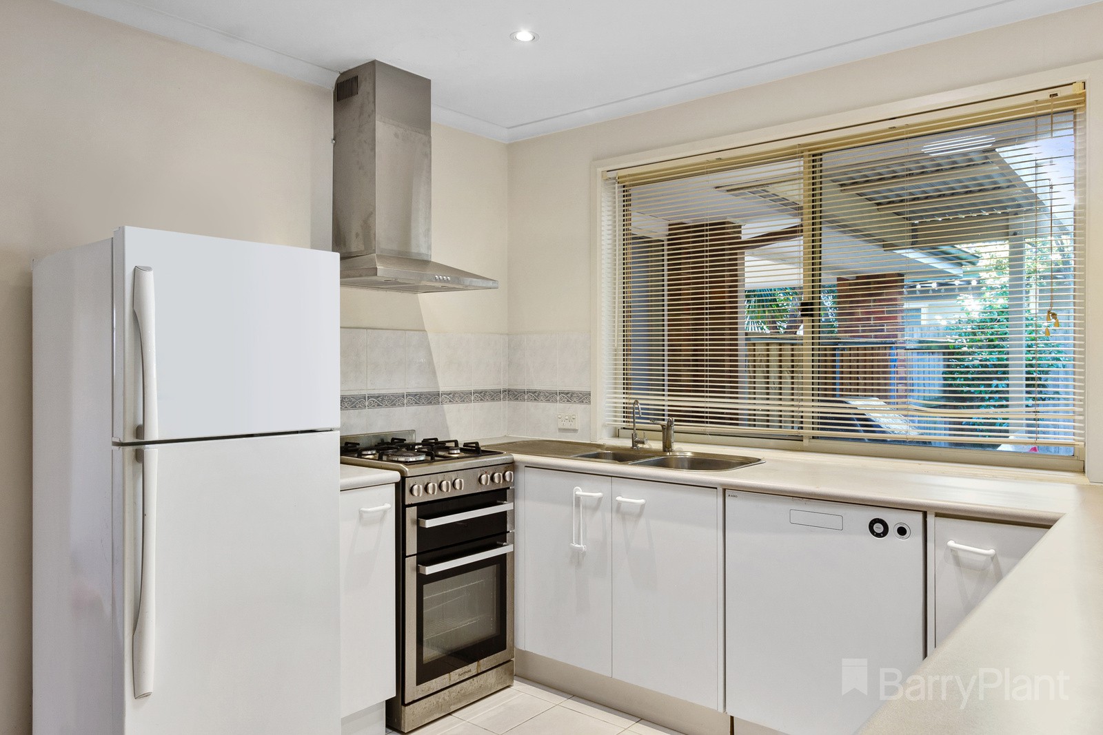 2/18 Doysal Avenue, Ferntree Gully, VIC 3156, Ferntree Gully - Thumbnail 3