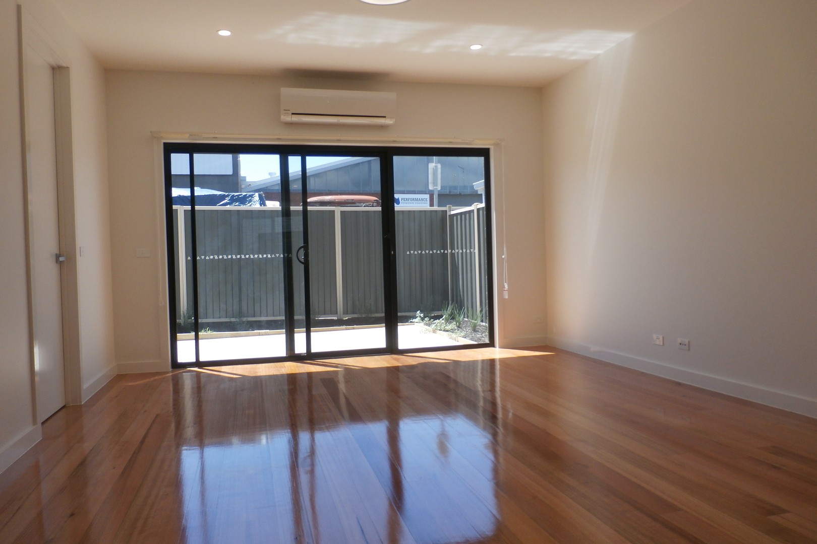 2/18 Lyking Street, Pascoe Vale, VIC 3044, Pascoe Vale - Thumbnail 2