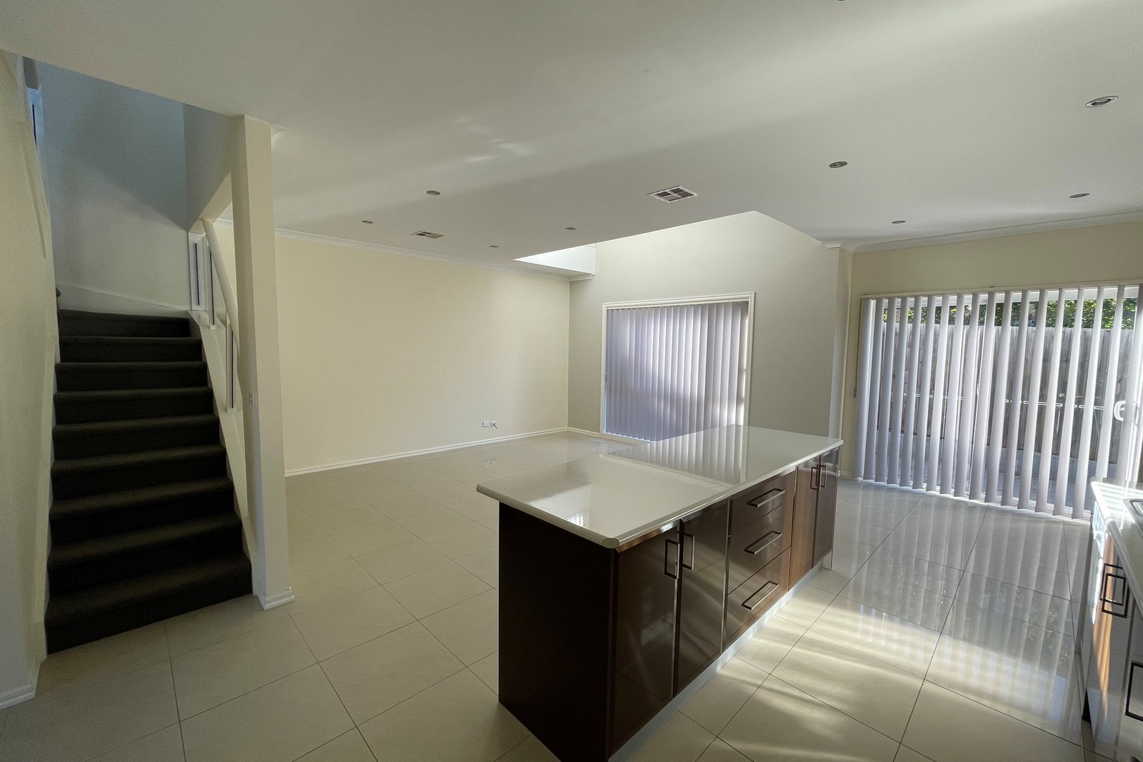 2/18 Miranda Road, Reservoir, VIC 3073, Reservoir - Thumbnail 3
