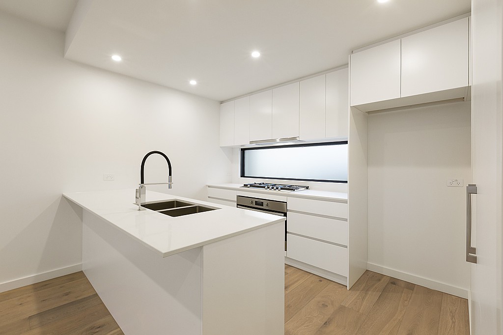 2/18 Nepean  Highway, Seaford, VIC 3198, Seaford - Thumbnail 3