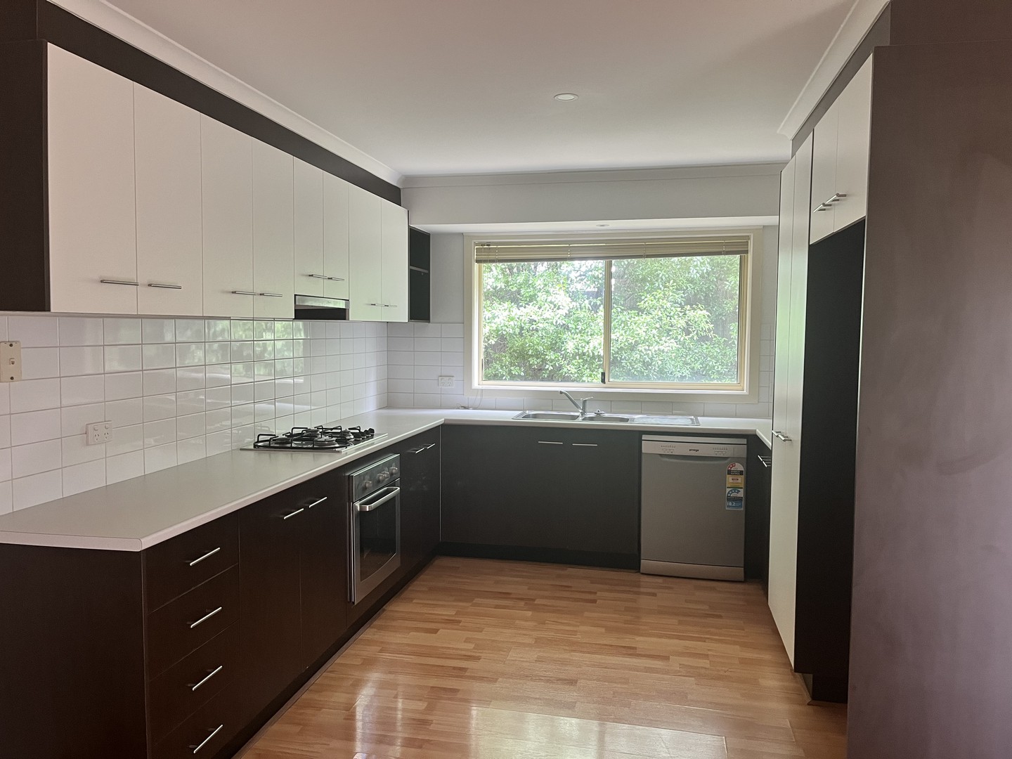2/18 Odessa Court, Werribee, VIC 3030, Werribee - Thumbnail 3