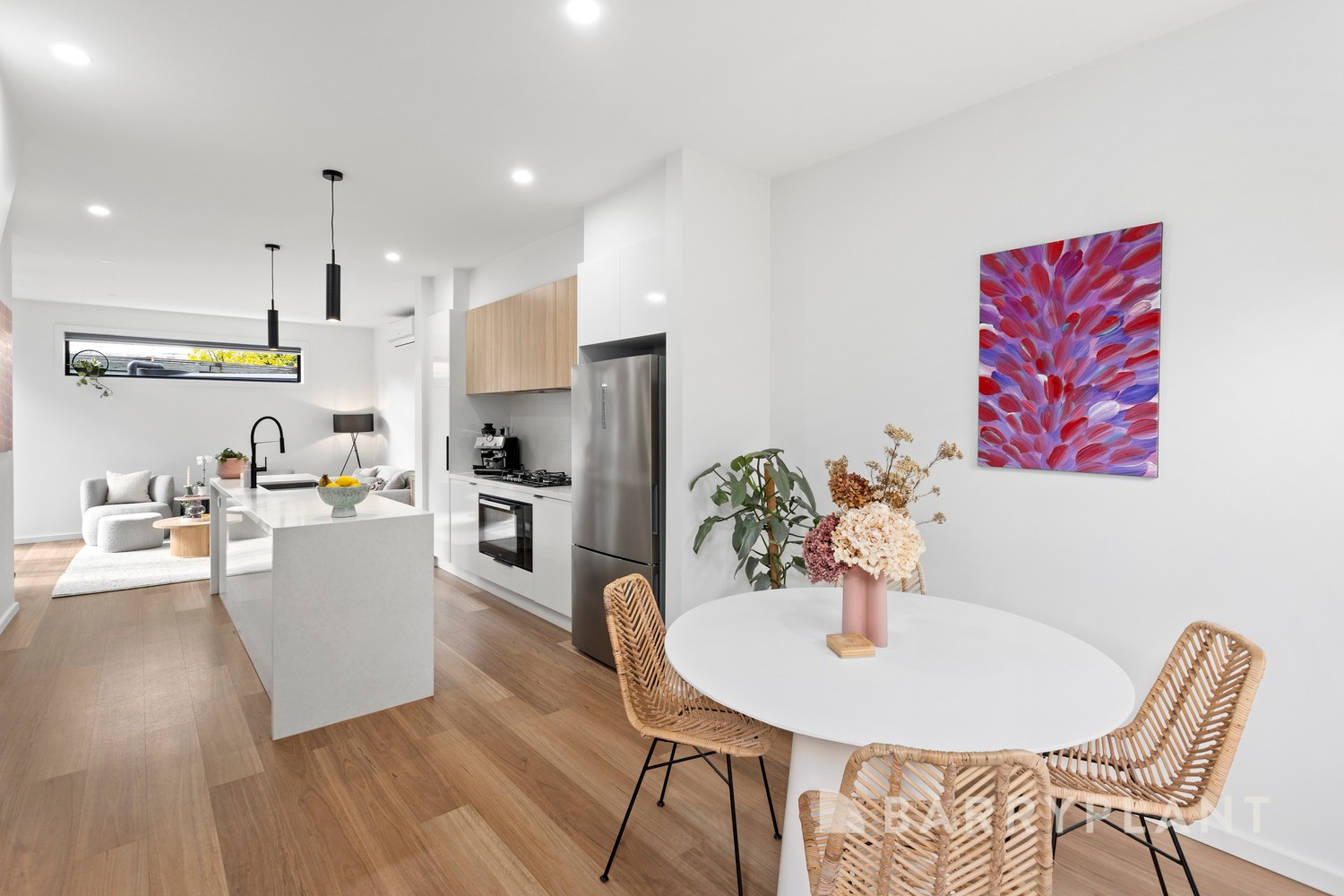 2/18 Omar Street, Maidstone, VIC 3012 - Thumbnail 2 - 08/10/2024