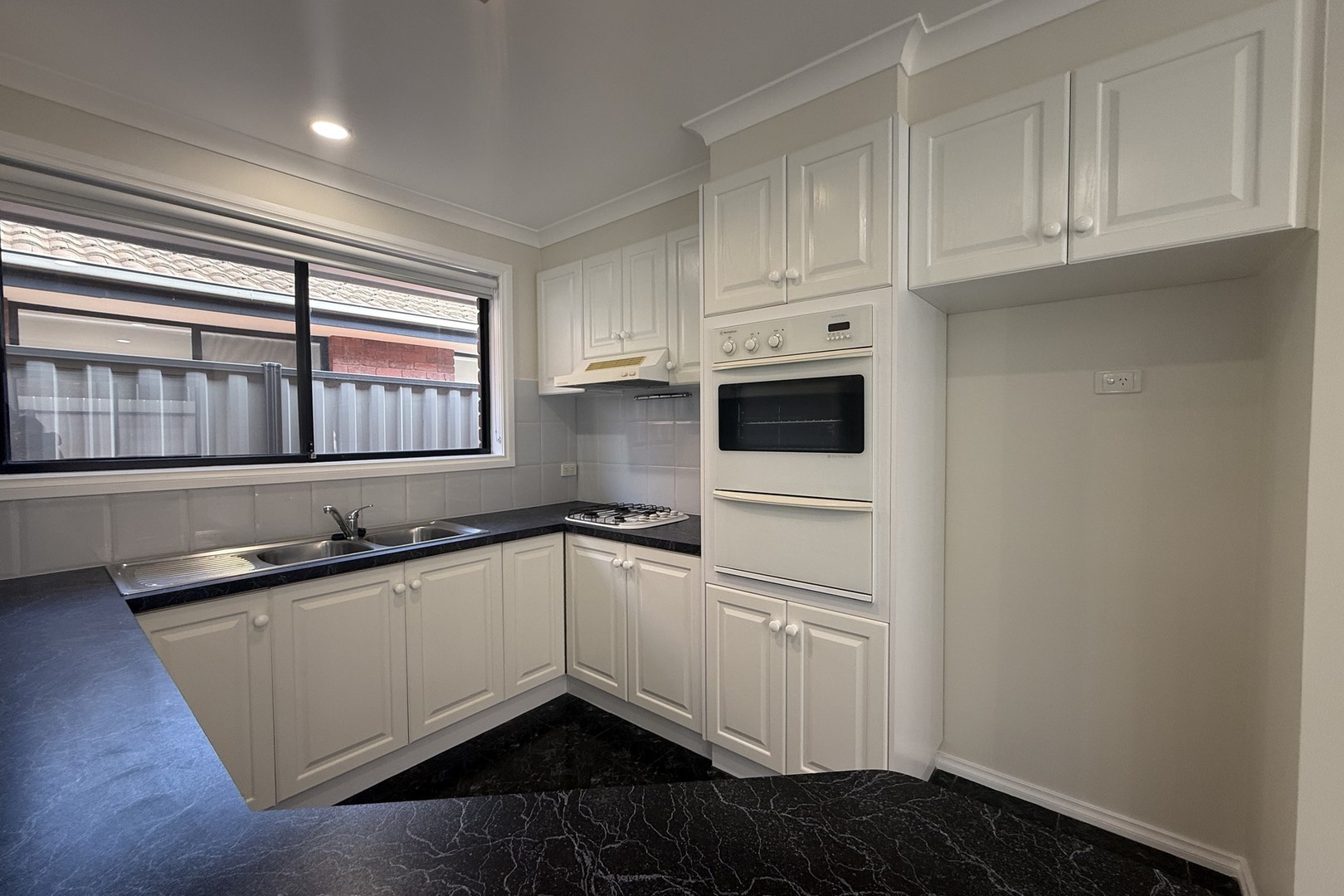 2/18 Oncidium Gardens, Keilor Downs, VIC 3038, Keilor Downs - Thumbnail 5