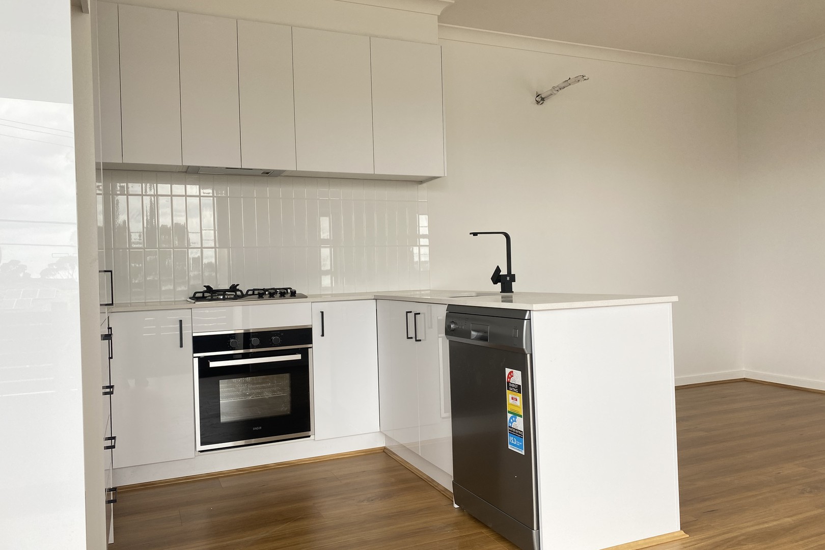 2/18 Rufus Street, Epping, VIC 3076, Epping - Thumbnail 2