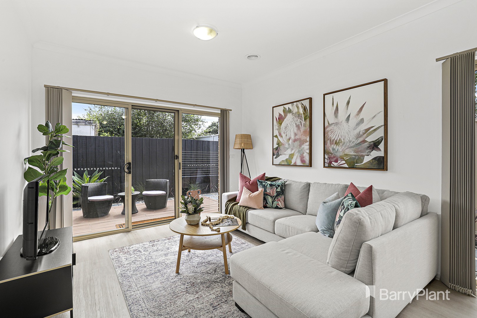 2/18 Salisbury Street, Glenroy, VIC 3046, Glenroy - Thumbnail 2