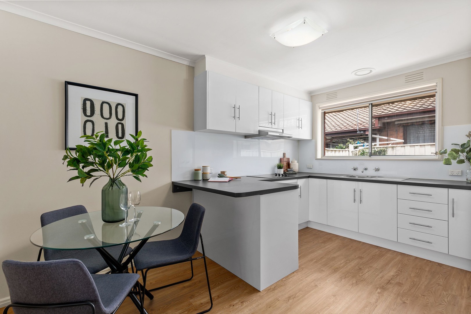 2/18 Schofield Street, Essendon, VIC 3040, Essendon - Thumbnail 3