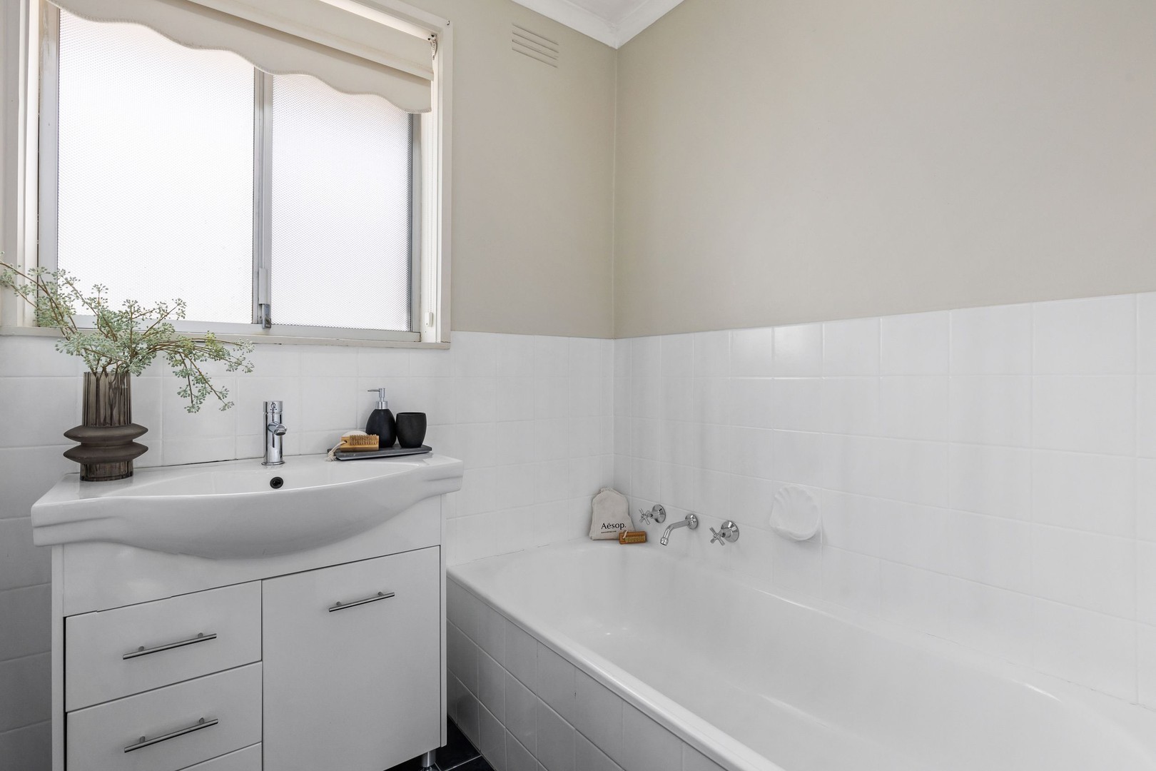 2/18 Schofield Street, Essendon, VIC 3040, Essendon - Thumbnail 6